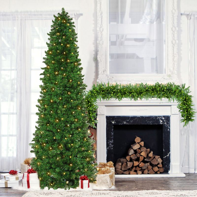 Easy Treezy Natural Classic Indoor Artificial 6 Foot Pre Lit Holiday Decoration Christmas Garland with White Lights