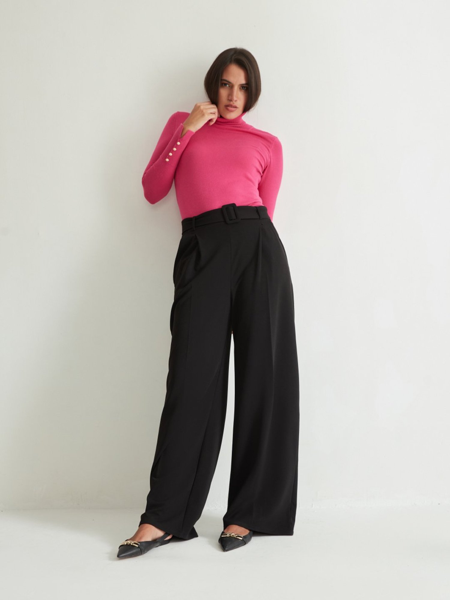 Cover Story Fuchsia Pullover