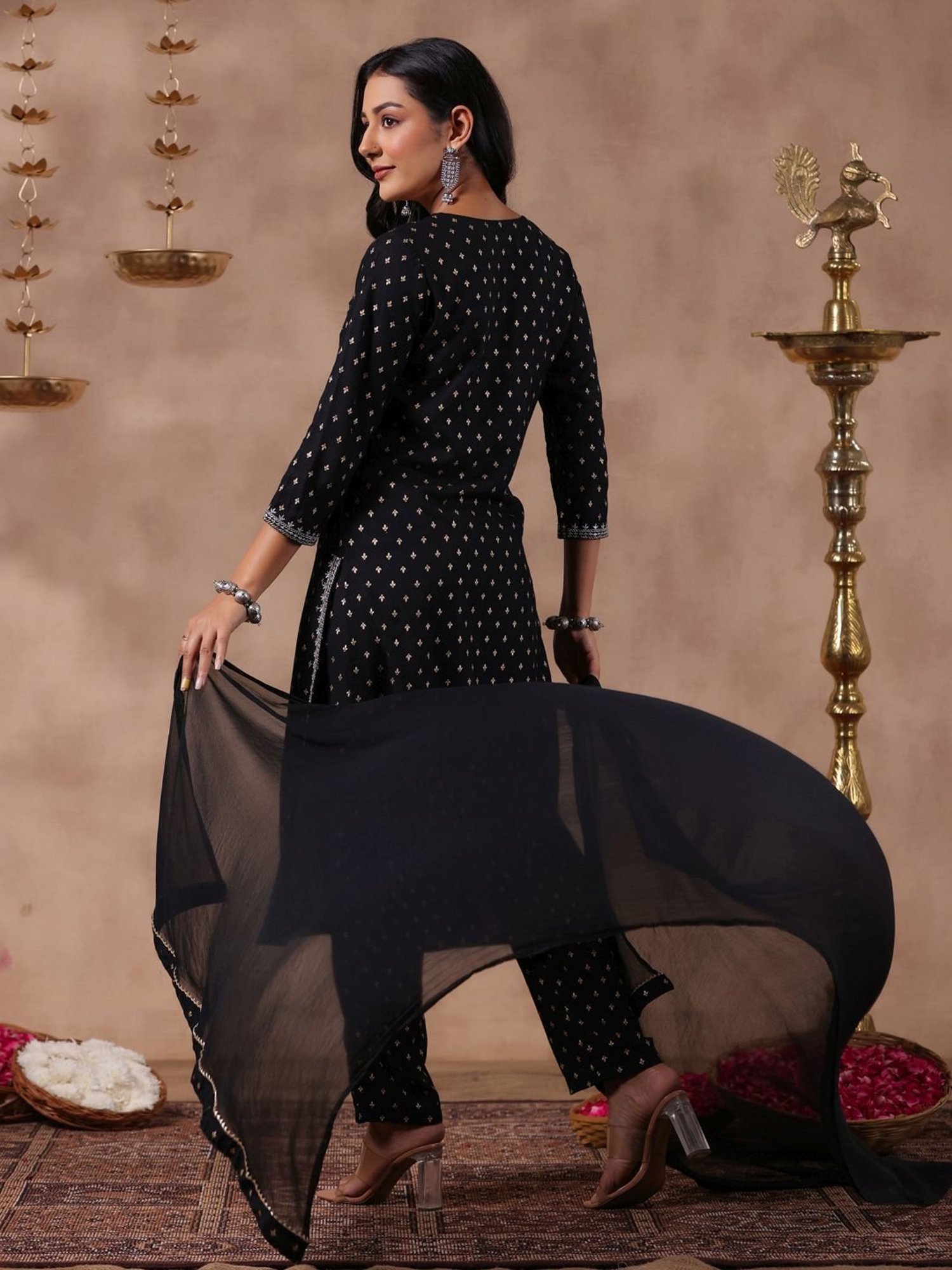 Anubhutee Black Embroidered Kurta Pant Set With Dupatta
