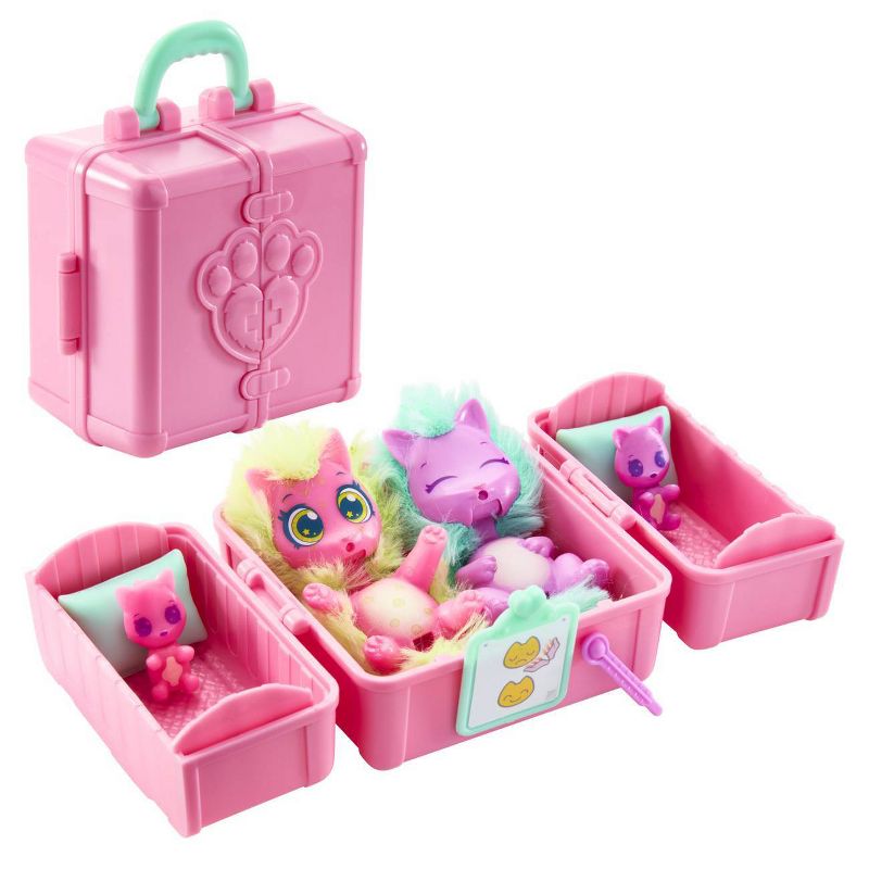 Little Live Pets Scruff Surprise Vet Rescue Families Bed Set