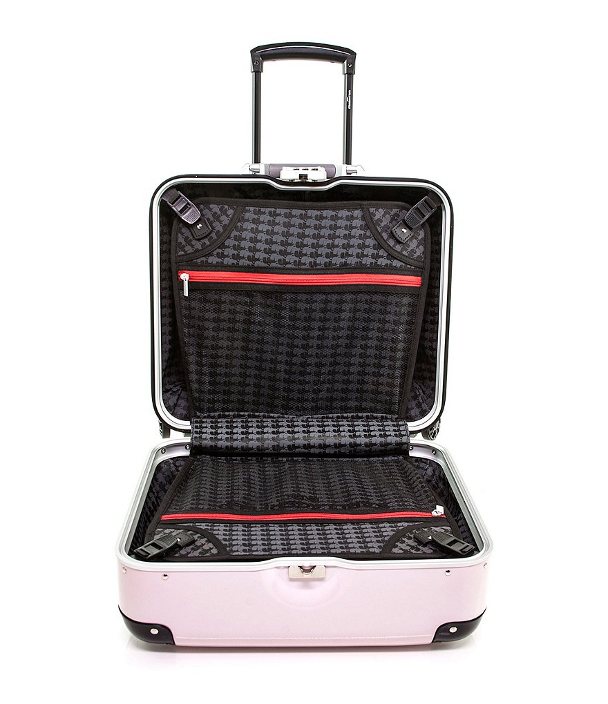 Travelpro Crew Versapack Max Expandable Carry-On