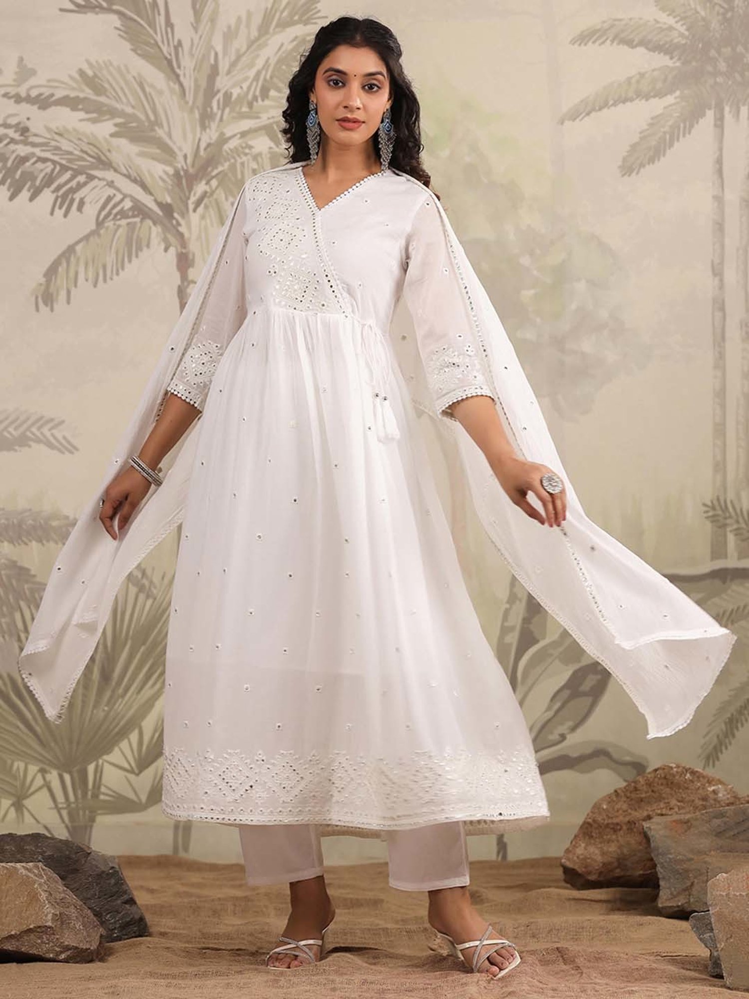 SCAKHI White Embroidered Kurta With Pant & Dupatta