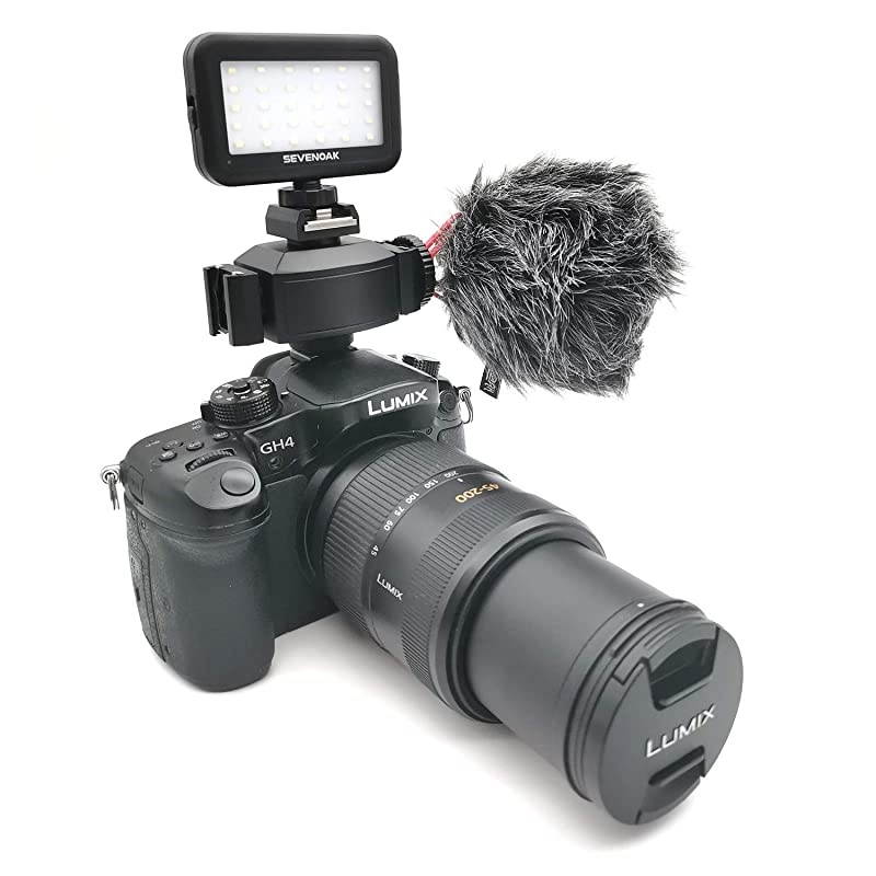 LED Video Light for iPhone Camera  SKPL30 30 LED Dimmable Light Brightness Adjusting USB Charger for DSLR Camera Camcorder GoPro Action iOS Android Smartphones Party Wedding Live Stream