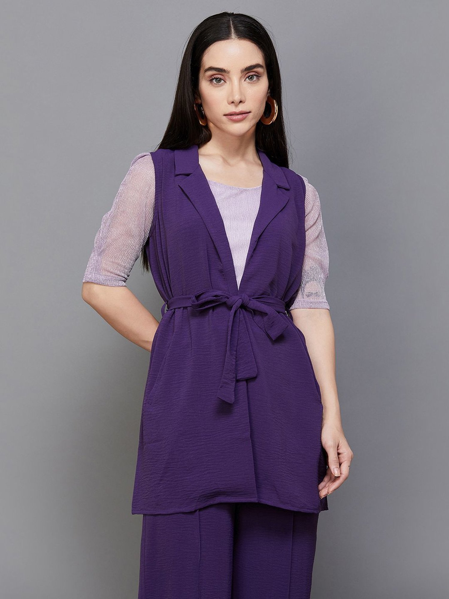 Code by Lifestyle Purple Sleeveless Shrug
