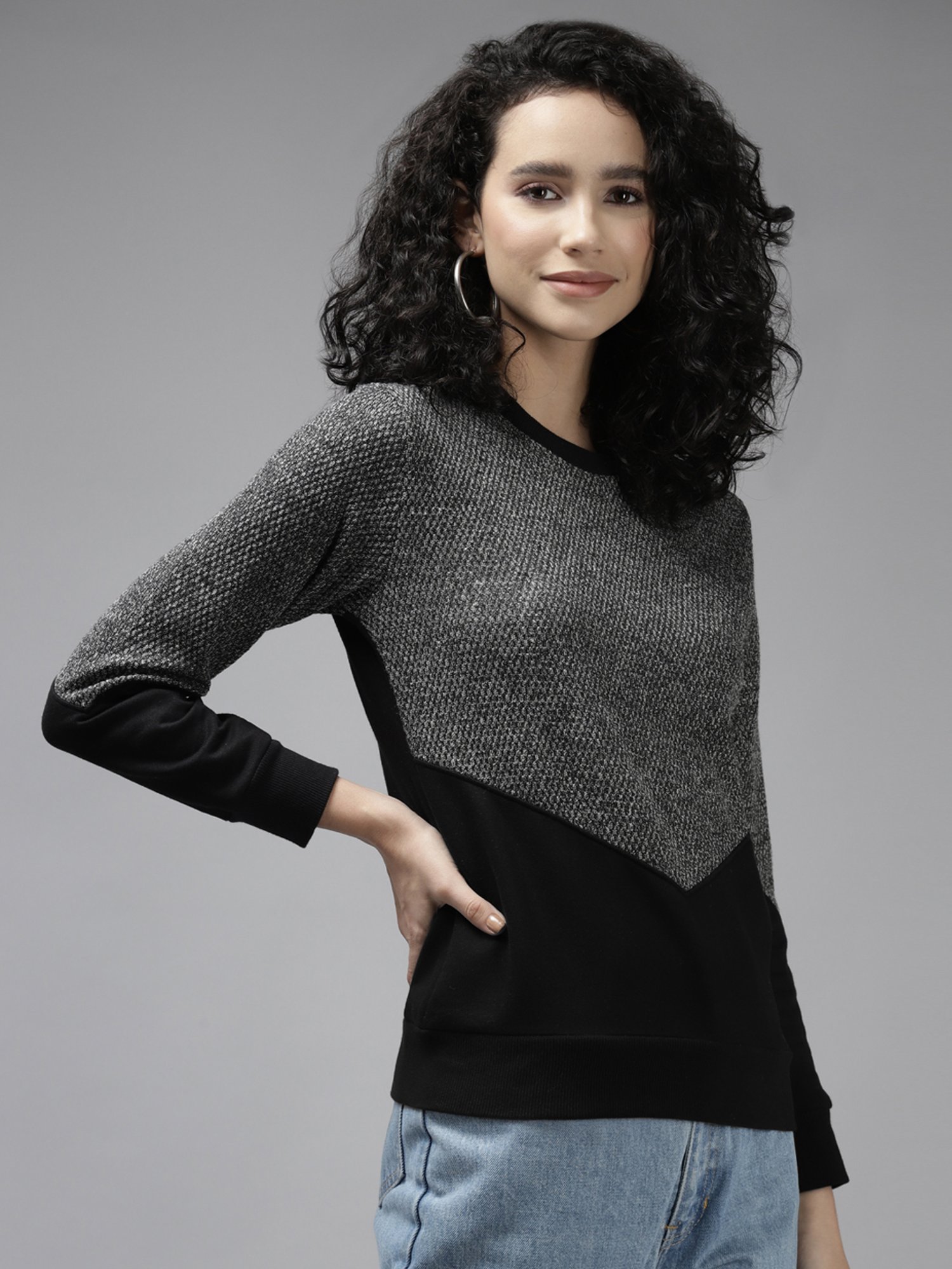 Cayman Black Regular Fit Sweatshirt