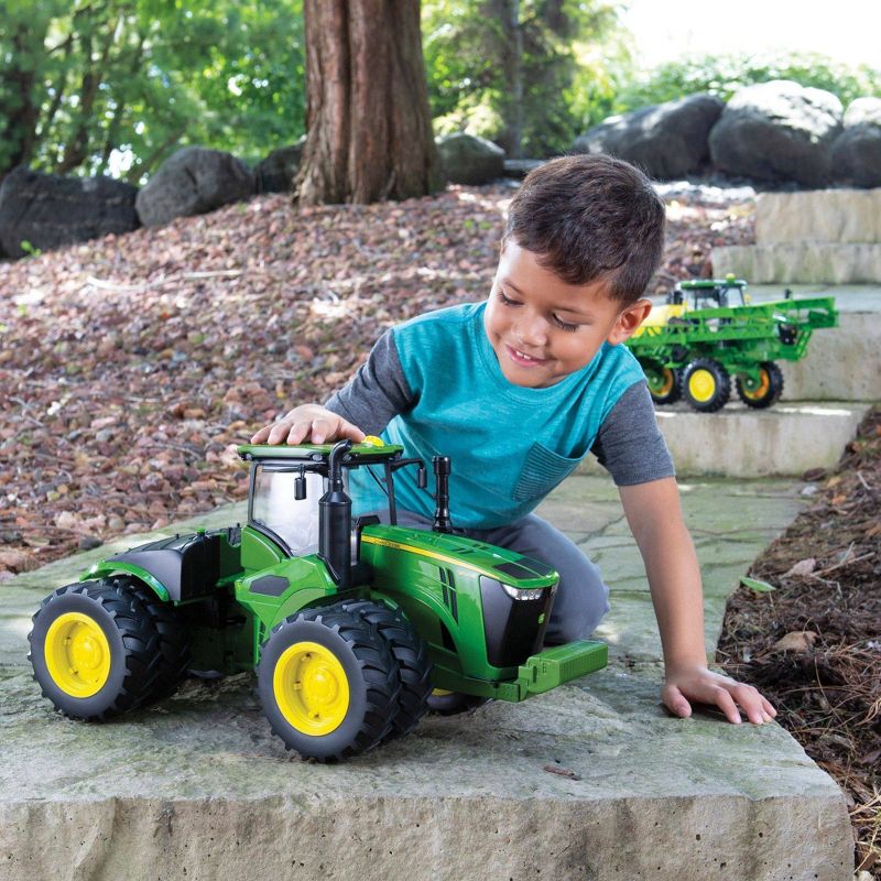 TOMY Big Farm Lights & Sounds John Deere 1:16 Scale 9620R 4WD Tractor