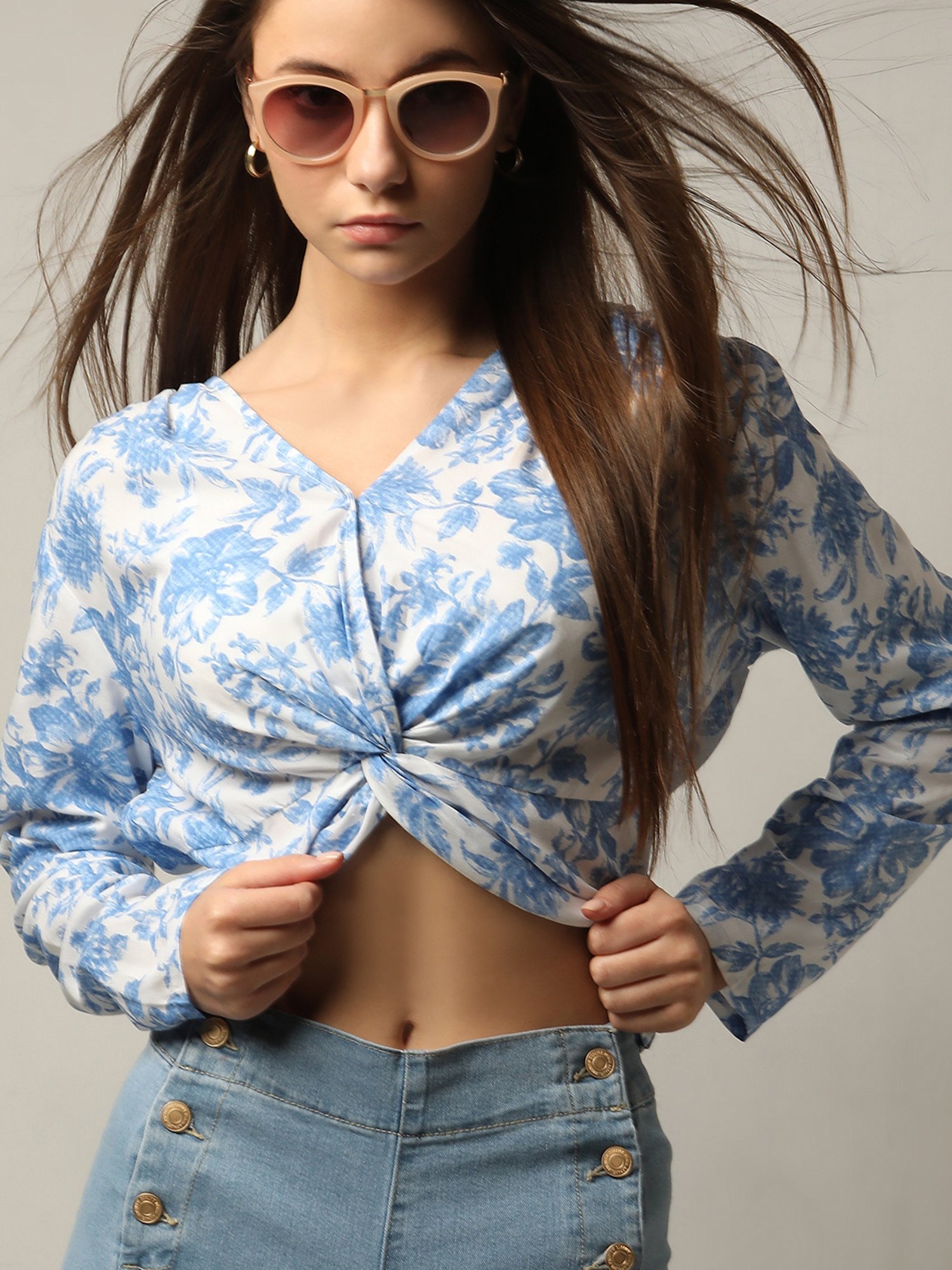 Vero Moda Blue & White Floral Print Crop Top
