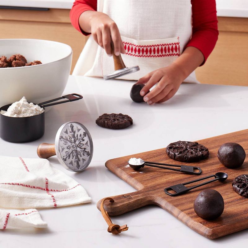 Mickey Mouse & Friends 4pc Plastic Measuring Spoons - Disney store