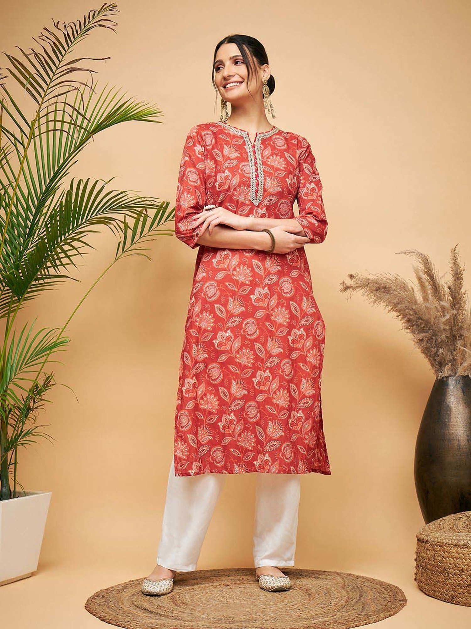 Inweave Red Cotton Floral Print Straight Kurta