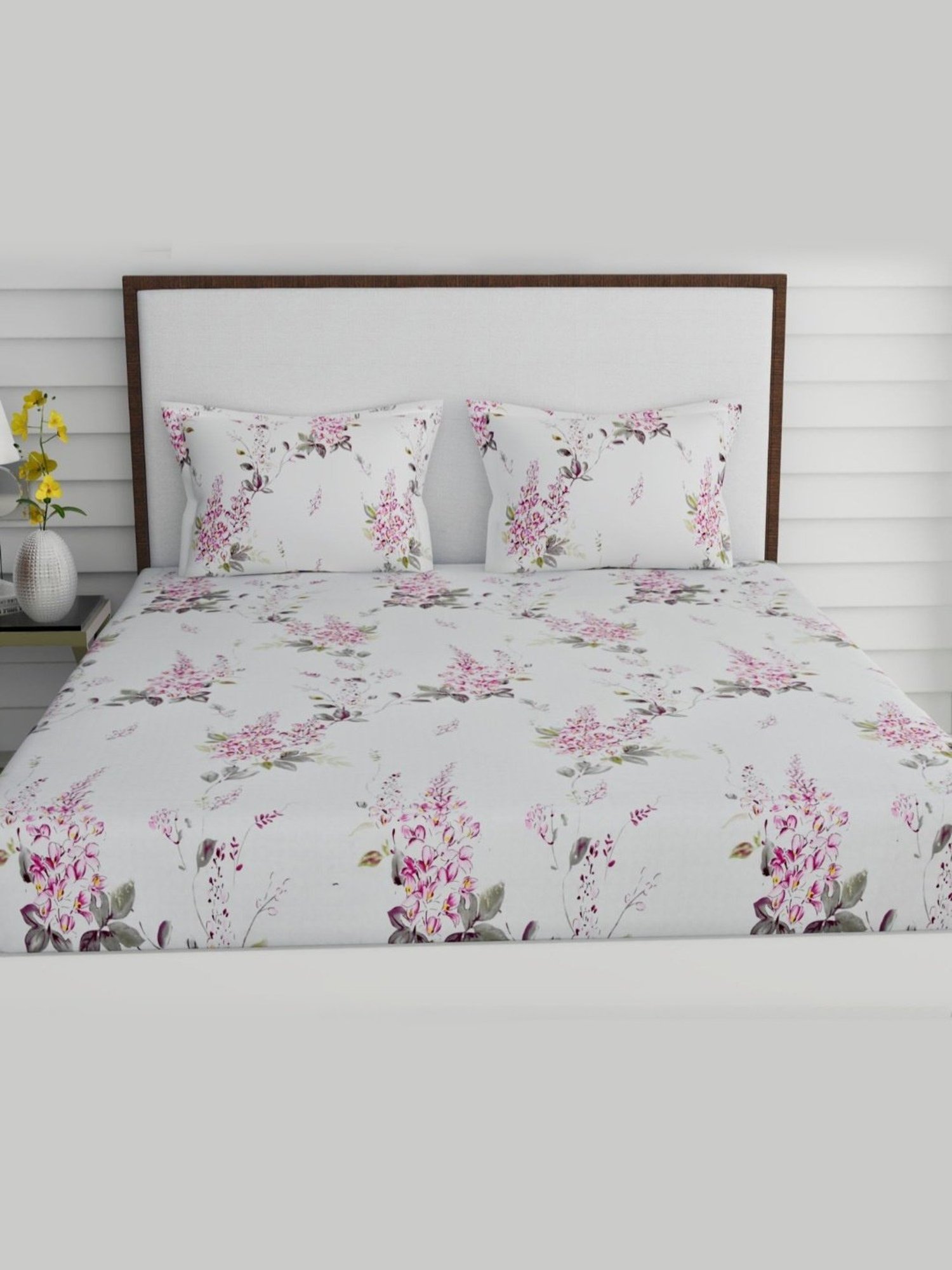 Haus & Kinder Garden Floral Magic White & Pink 186 TC Cotton Queen Bed Sheet with 2 Pillow Covers