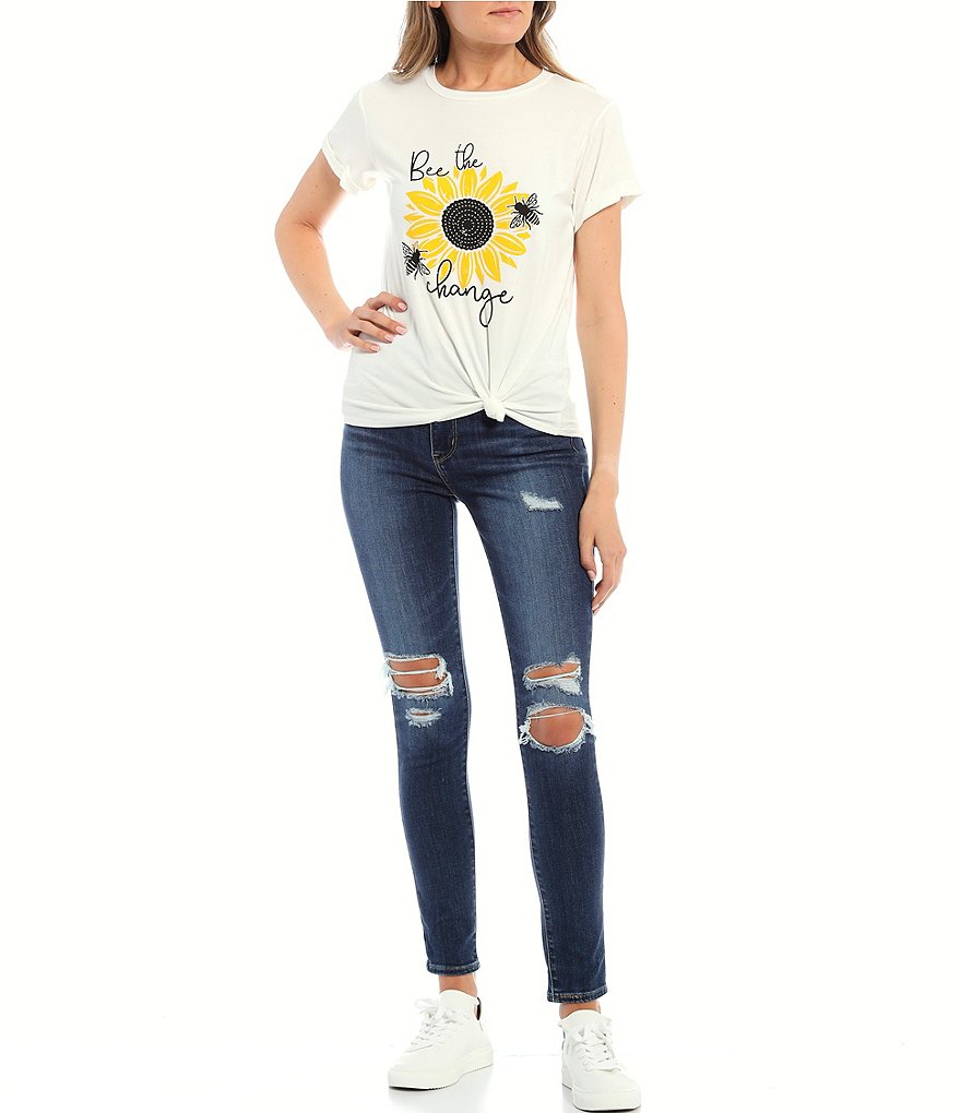 Moa Moa Bee The Change Short Sleeve Graphic Tee
