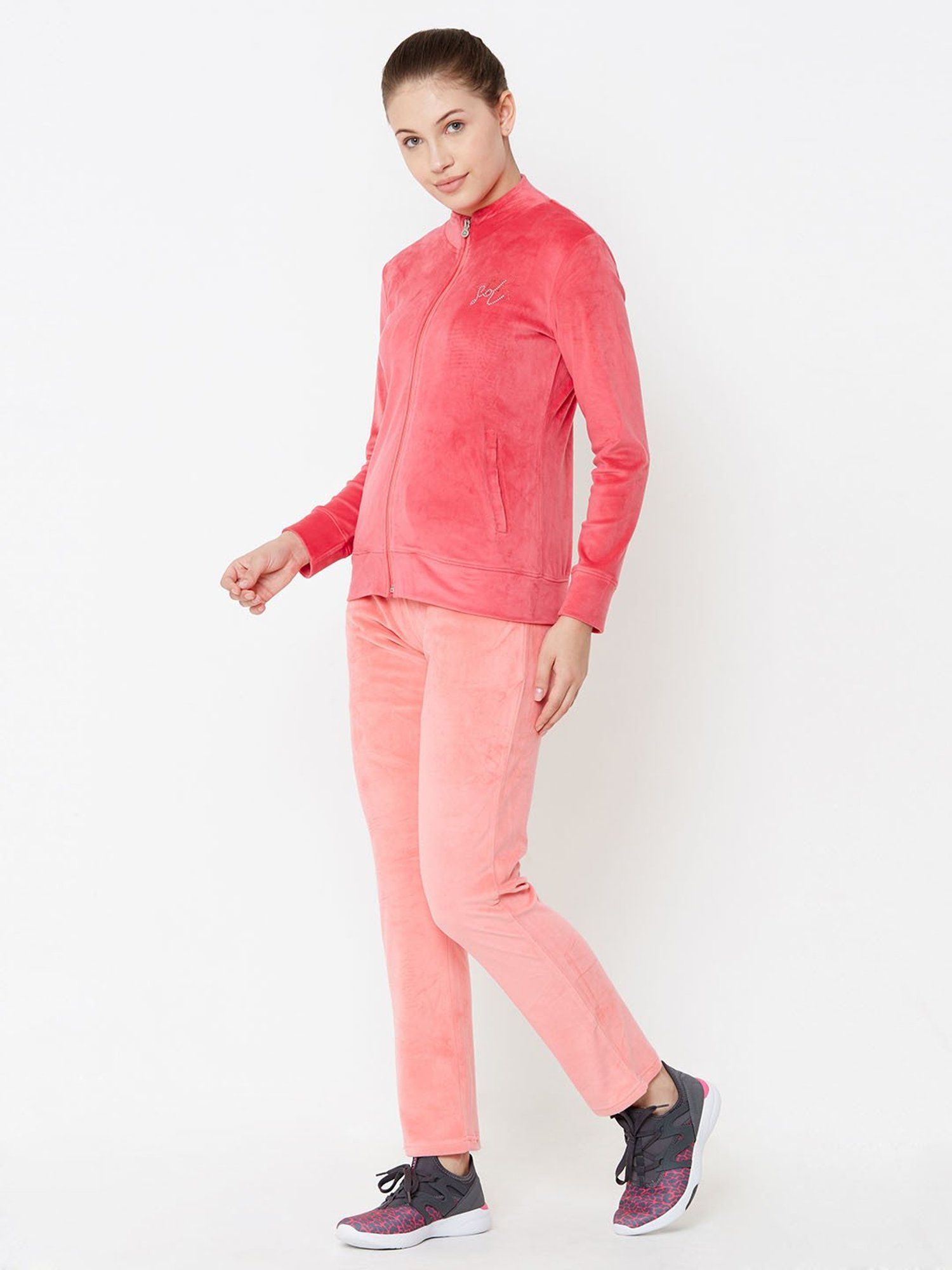 Sweet Dreams Cherry Regular Fit Winterwear Tracksuit