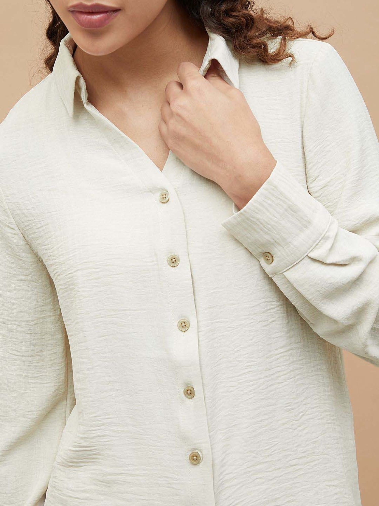 Code by Lifestyle Cream Regular Fit Shirt