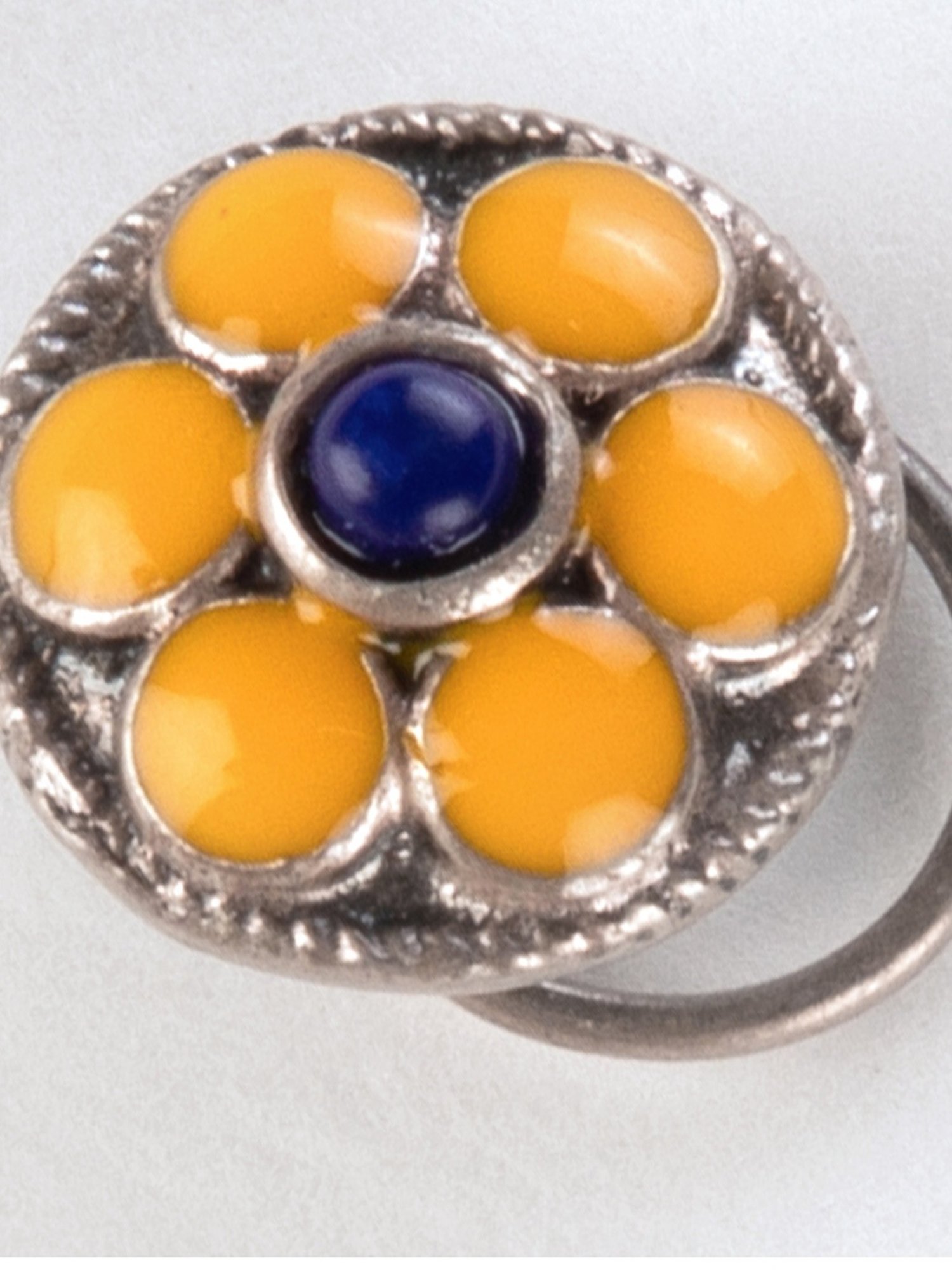 Zavya 92.5 Sterling Silver Floral Nosepin for Women