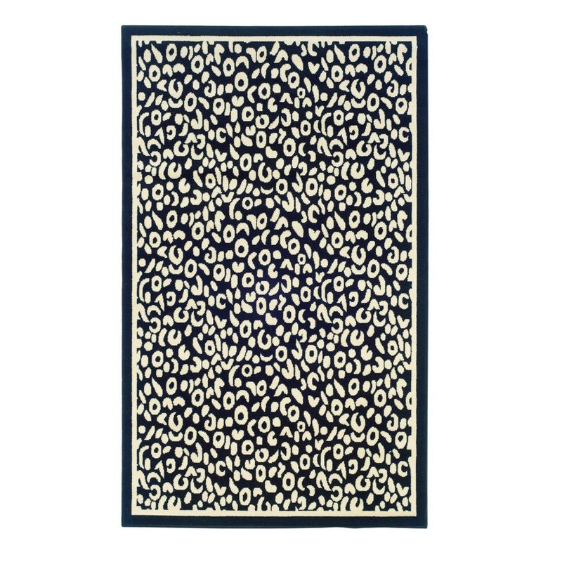 4'8"x7'6" Capri Rug Black/White - Linon