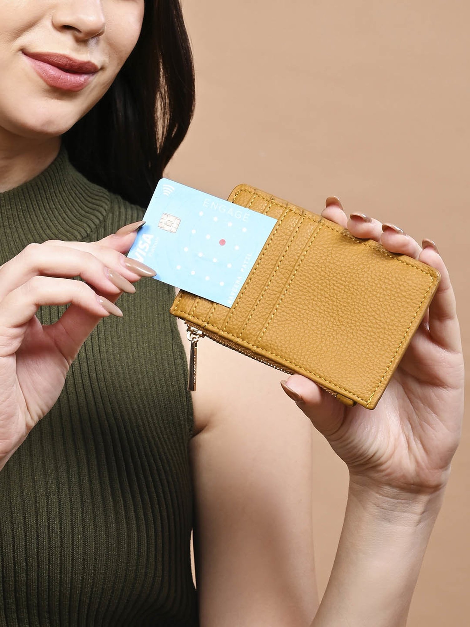 Accessorize London Yellow Textured Card Holder