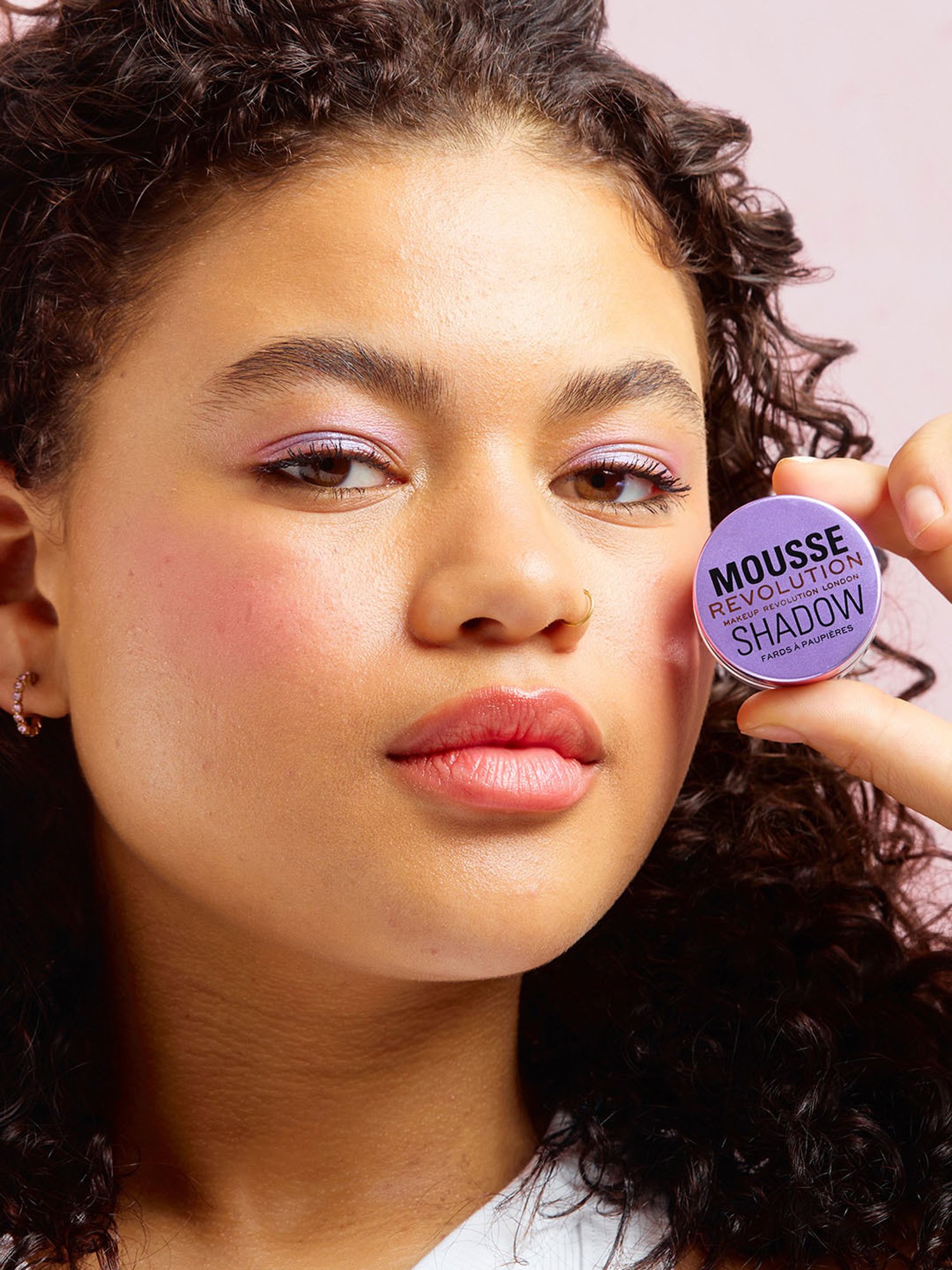 Makeup Revolution Mousse Shadow Lilac - 4 gm