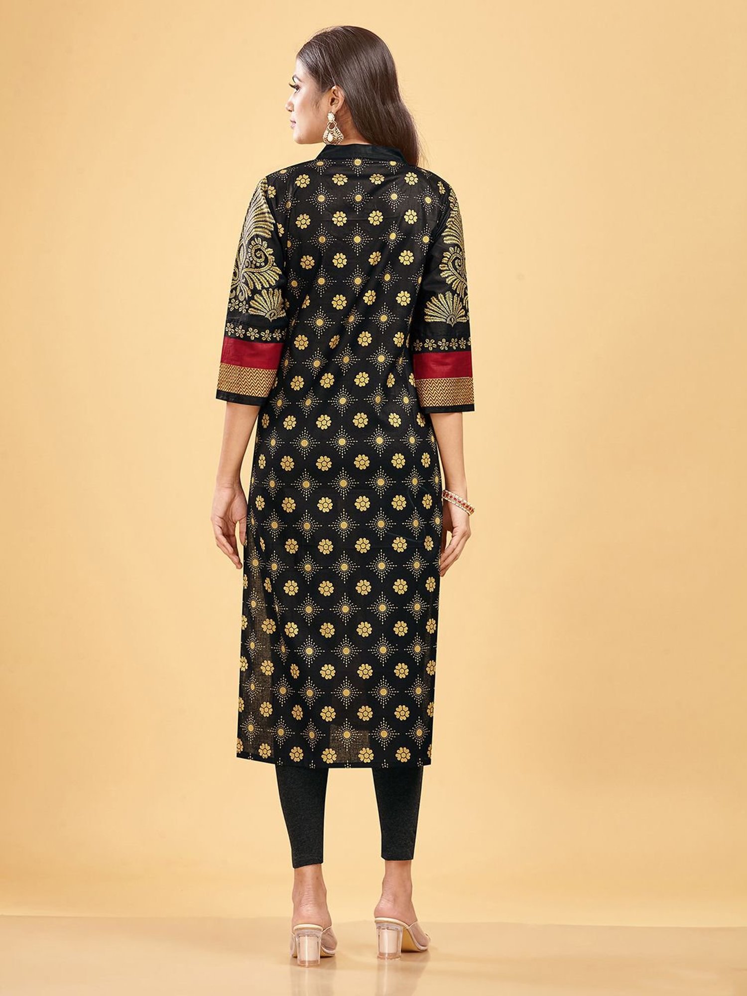 SHANVIKA Black Printed Cotton Straight Kurta