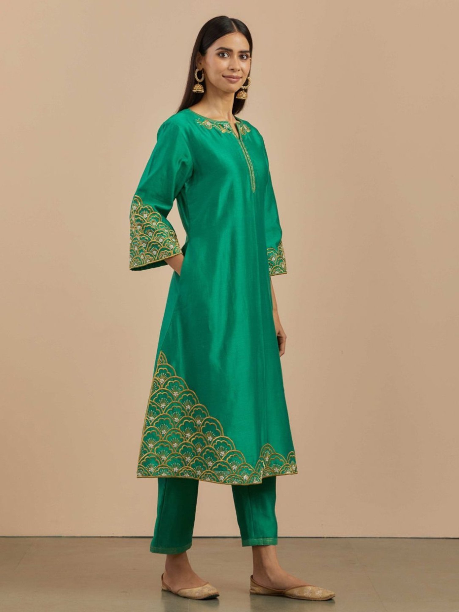 Priya Chaudhary Green Preet Embroidered Chanderi Silk Kurta