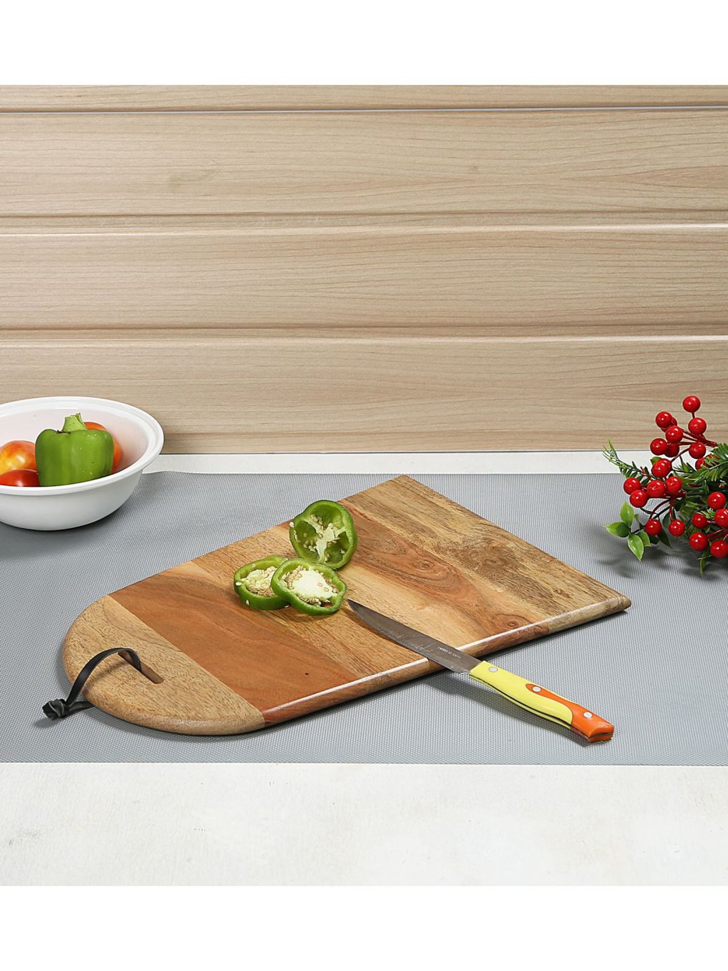Crayton Natural Beige Mango Wood Chopping Board - Set of 1