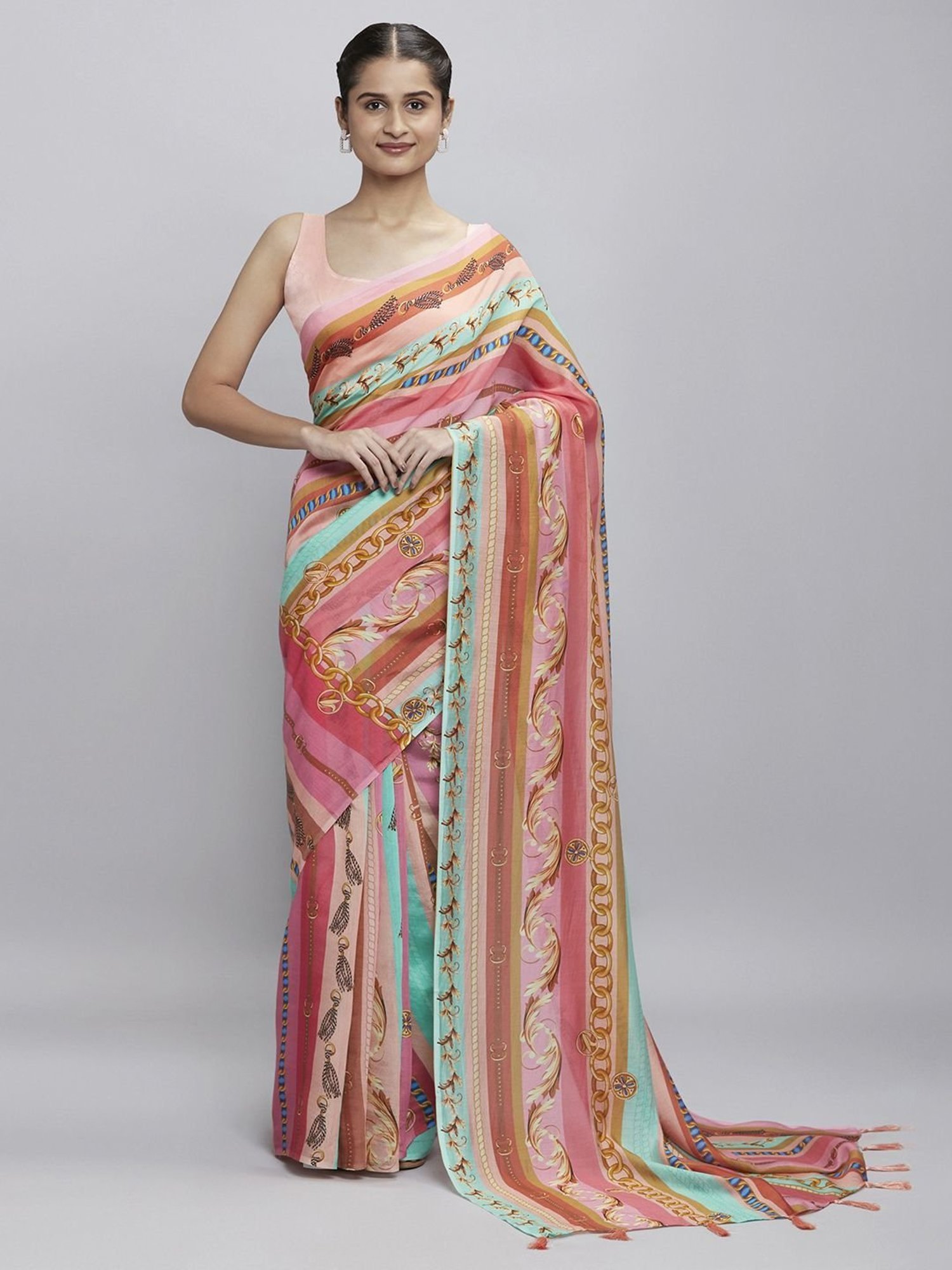 Navyasa Pink liva Organza Floral Printed Saree With Coordinated Unstitched Blouse Piece