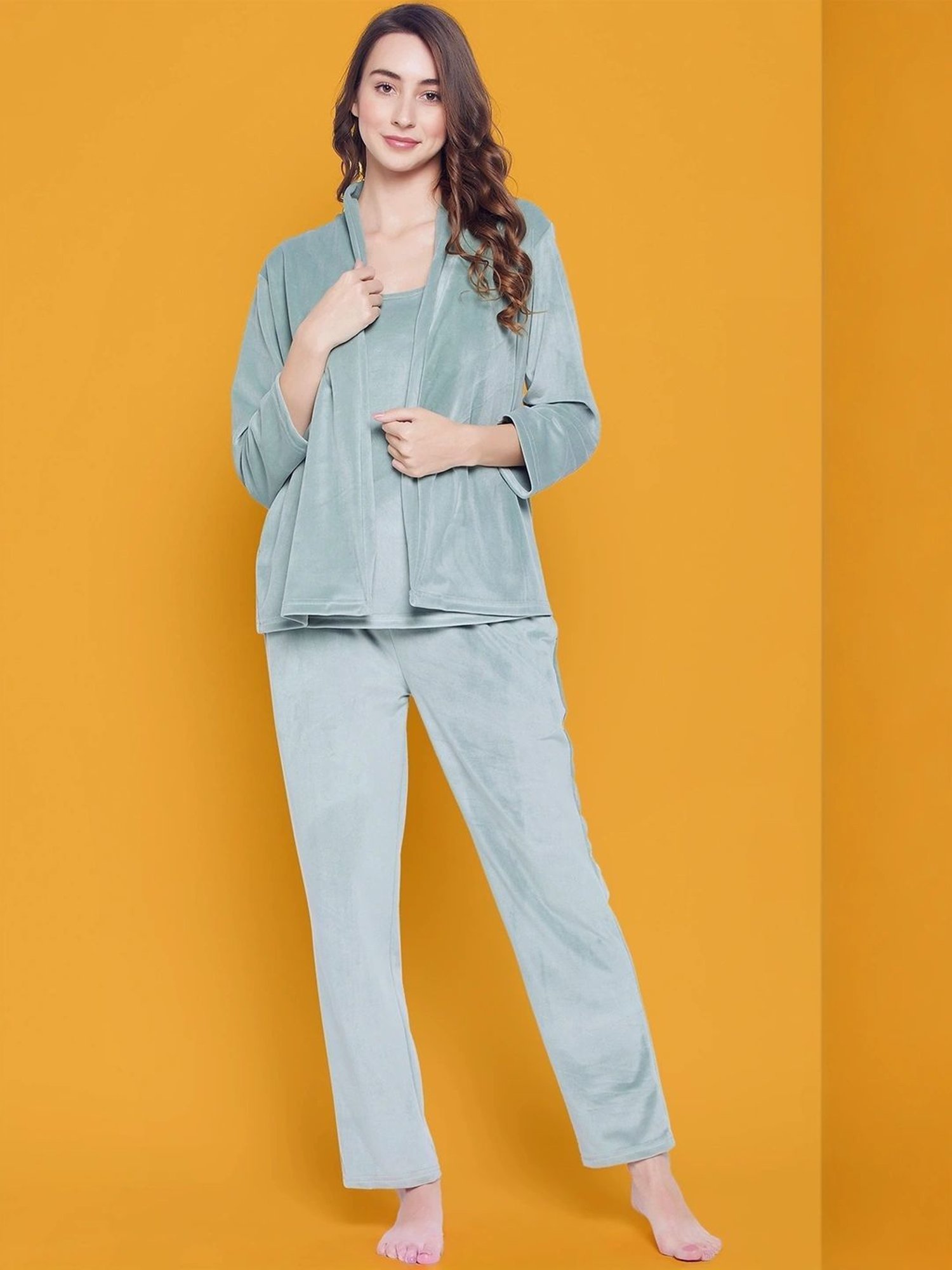 Clovia Green Plain Top Pyjamas Set With Shrug