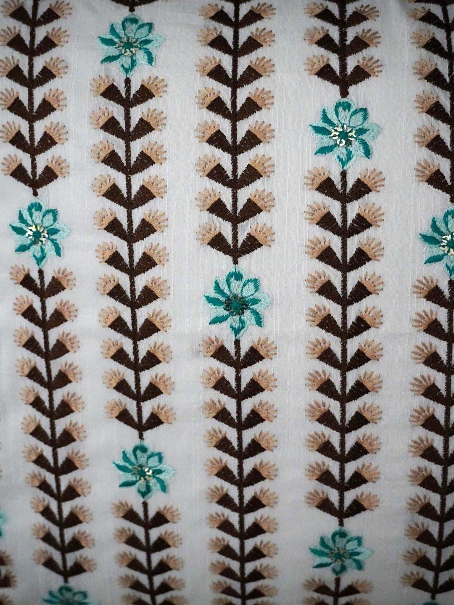 TARA Sparkling Homes Floral Vines Blue & White Cotton Cushion Cover - Set of 4