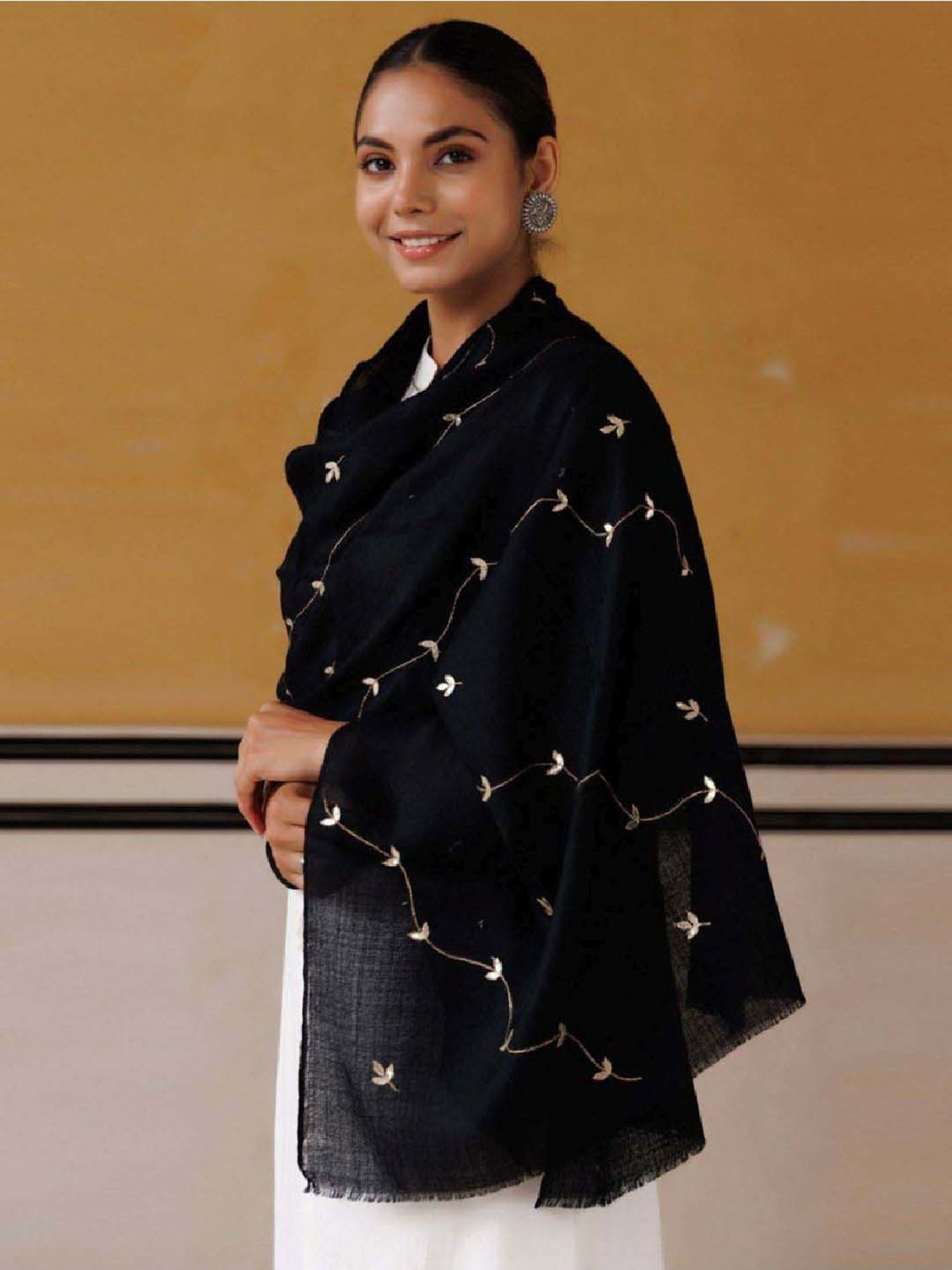 Geroo Jaipur Black Hand Embroidered Gota Patti Woolen Shawl