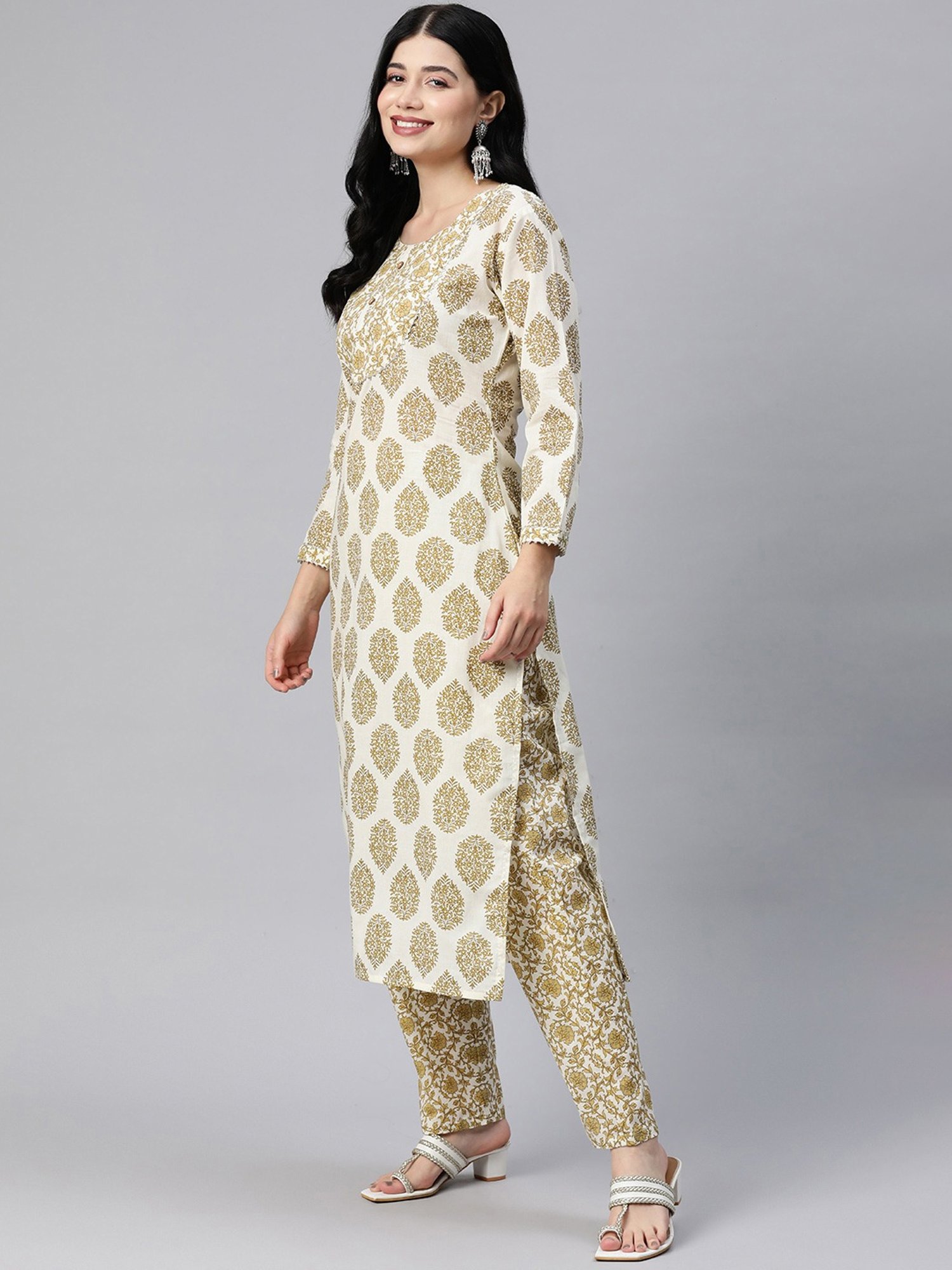 READIPRINT FASHIONS Beige Cotton Floral Print Kurta Pant Set