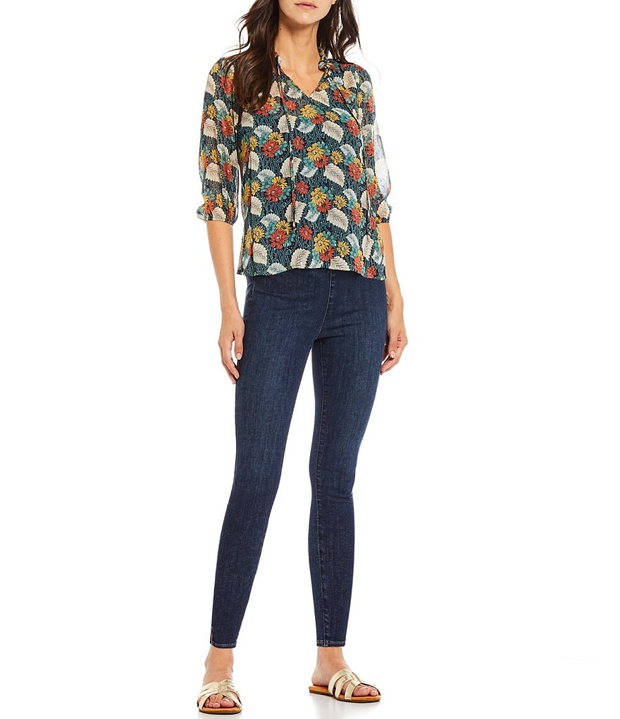 Figueroa & Flower Petite Size Jazleen Floral Mixed Print Ruffle V-Neck Elbow Sleeve Foiled Detail Top