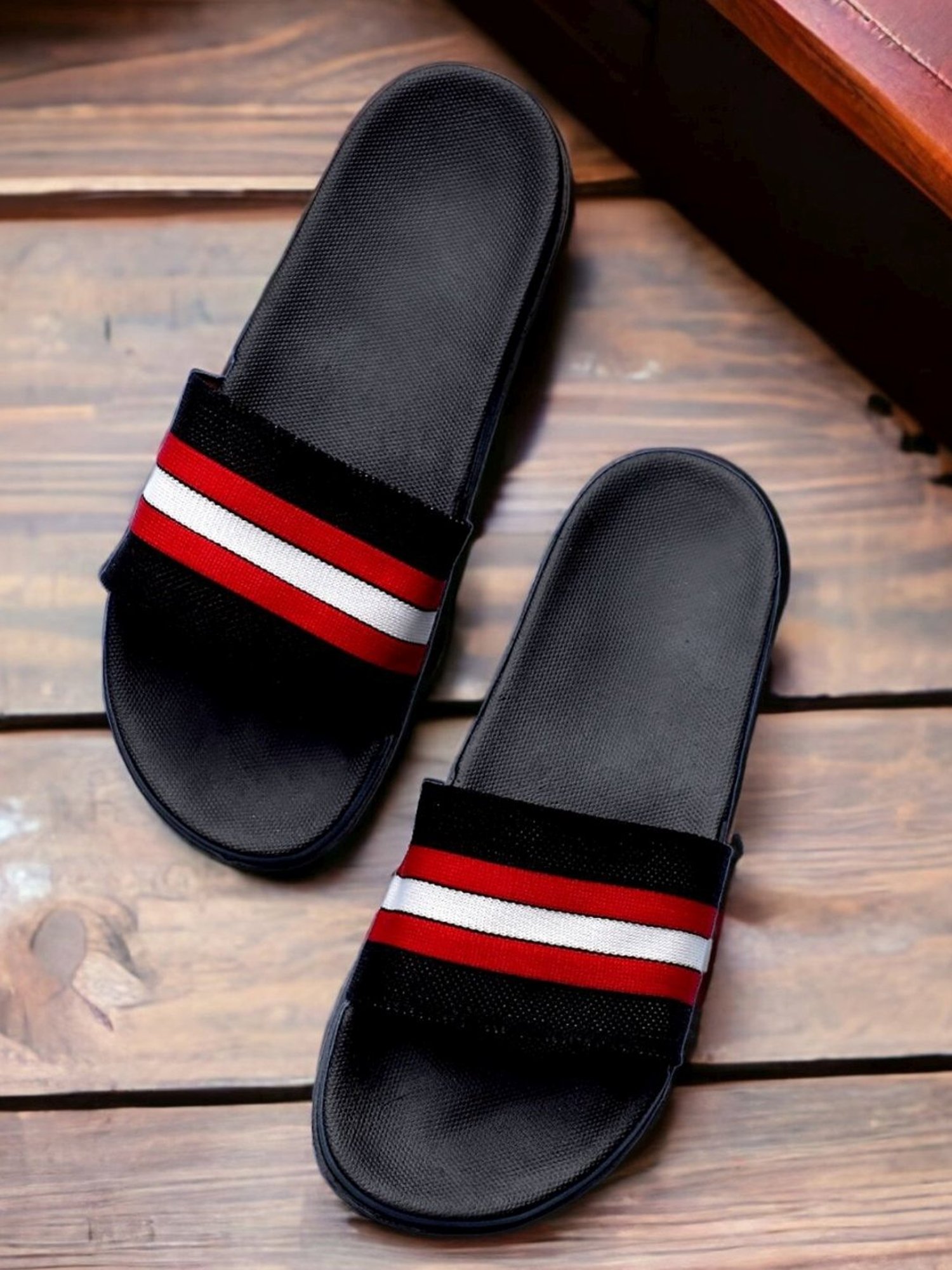 Pampy Angel Men's Black Slides