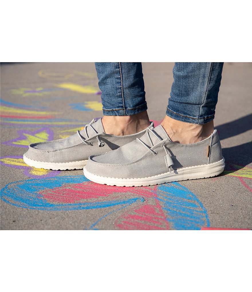 Hey Dude Women's Wendy Washable Chambray Slip-Ons