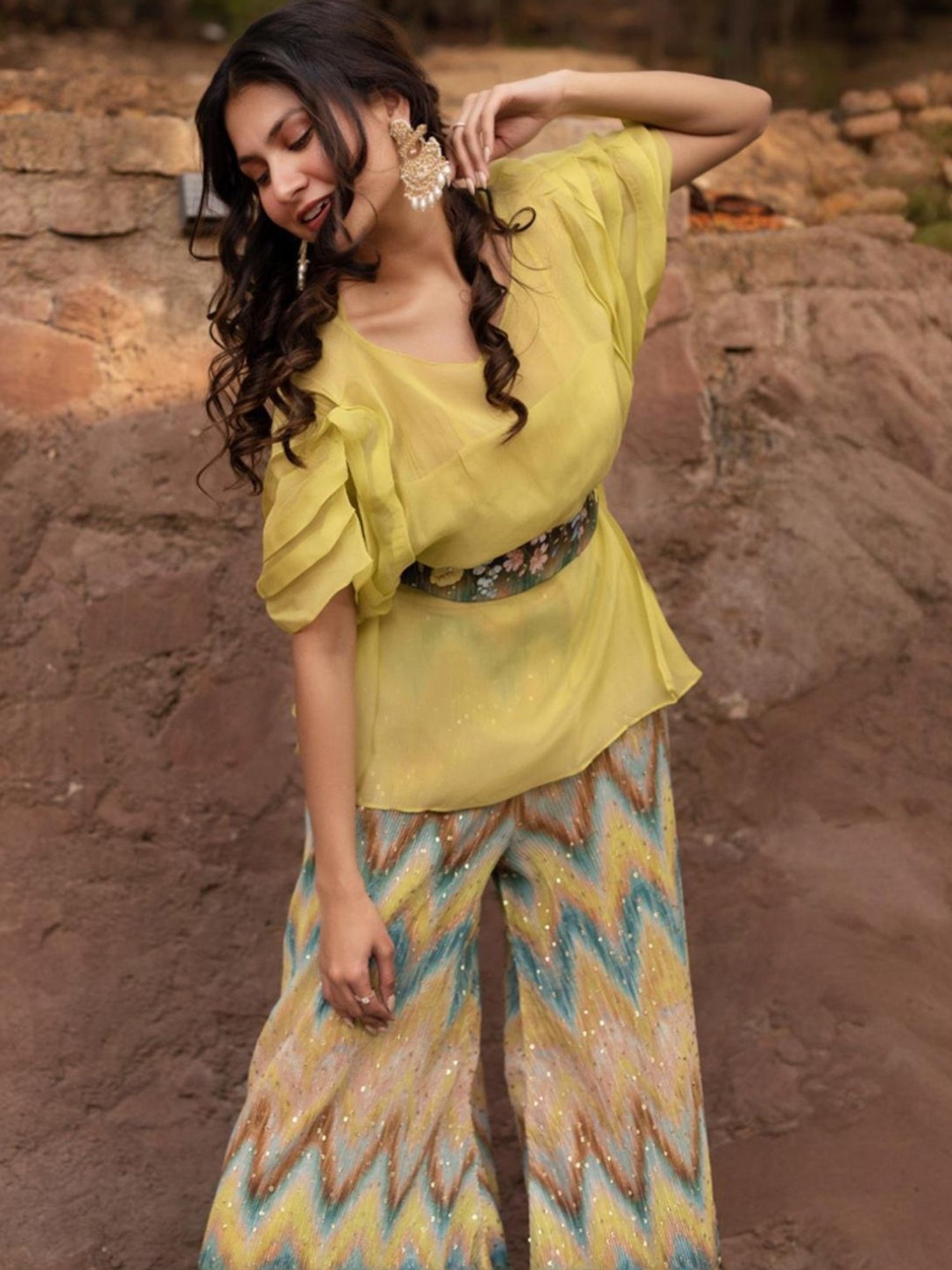 Calmna Black & Yellow Chrused Top with Sharara