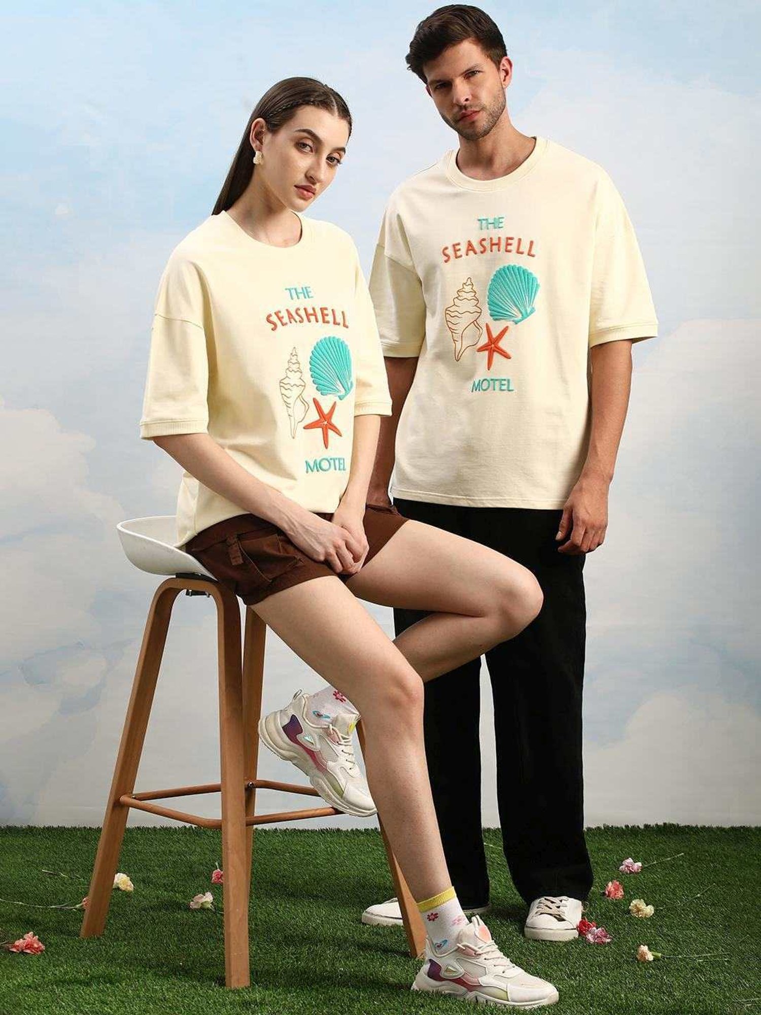 Dillinger Off White Loose Fit Printed Unisex T-Shirt