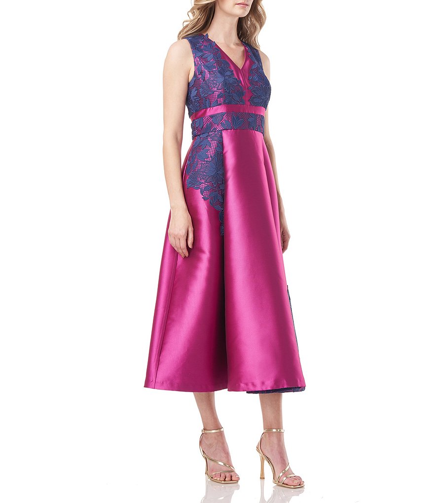 Kay Unger V-Neck Sleeveless Pleated Twill Midi Dress