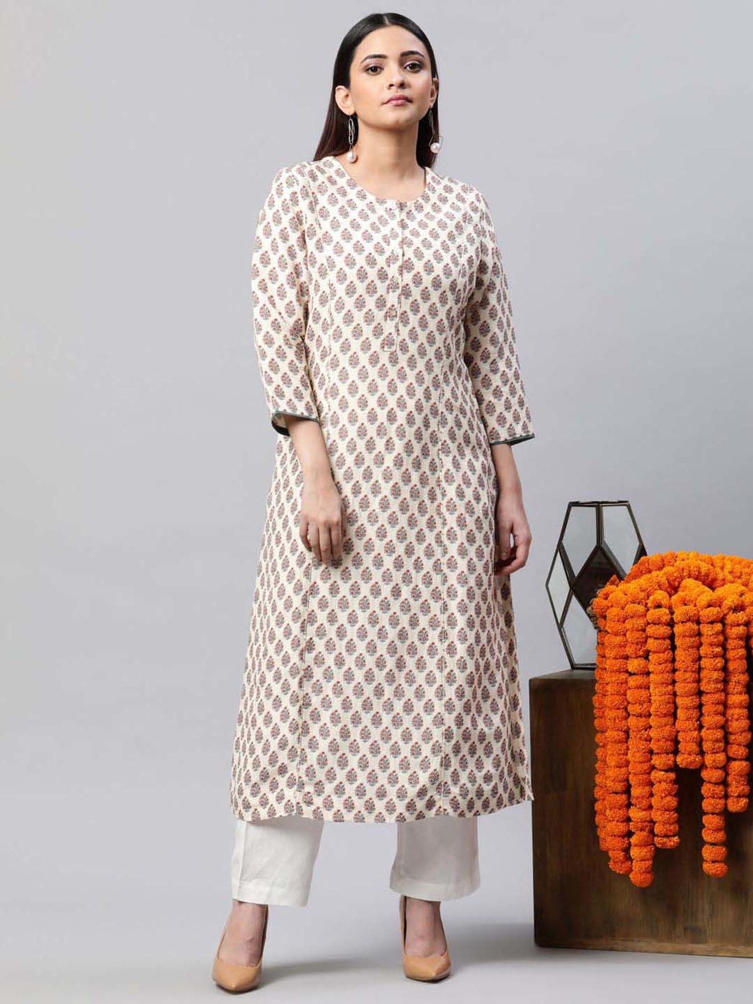 Linen Club Woman Beige Linen Floral Print Straight Kurta