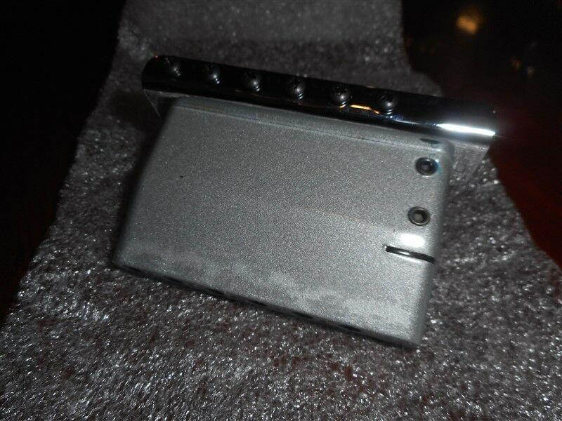 NEW - Genuine Fender Tremolo For American Deluxe Strat - CHROME, #007-7092-000