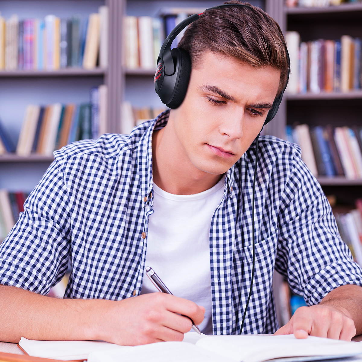 EKSA E3 Air Joy Pro USB Gaming Headphones With 7.1 Surround Sound LED Light 2 in 1 Stereo Gaming headset With Detachable Mic for Xbox/PS4/PC/Phones