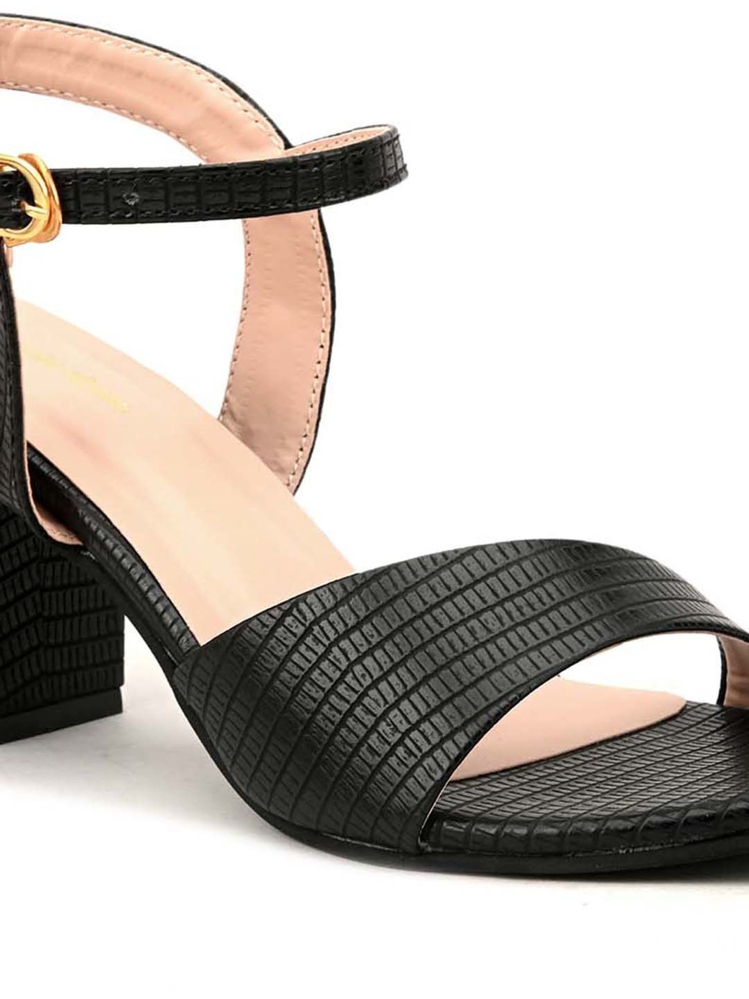 Pelle Albero Women's Black Ankle Strap Sandals