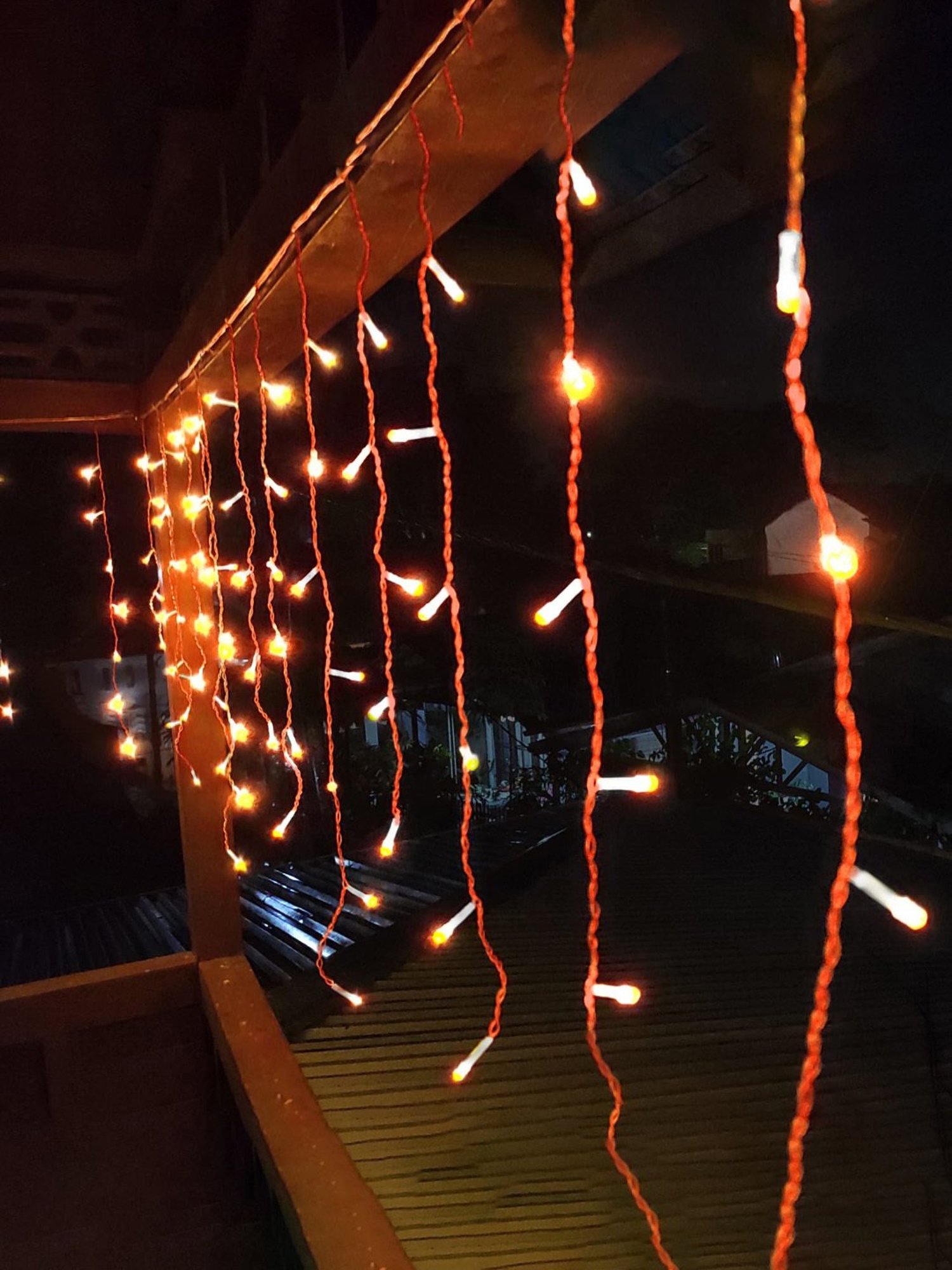 Ecolink StarGlow 9 Mtr LED String Light for Decoration 3-watt (Amber)