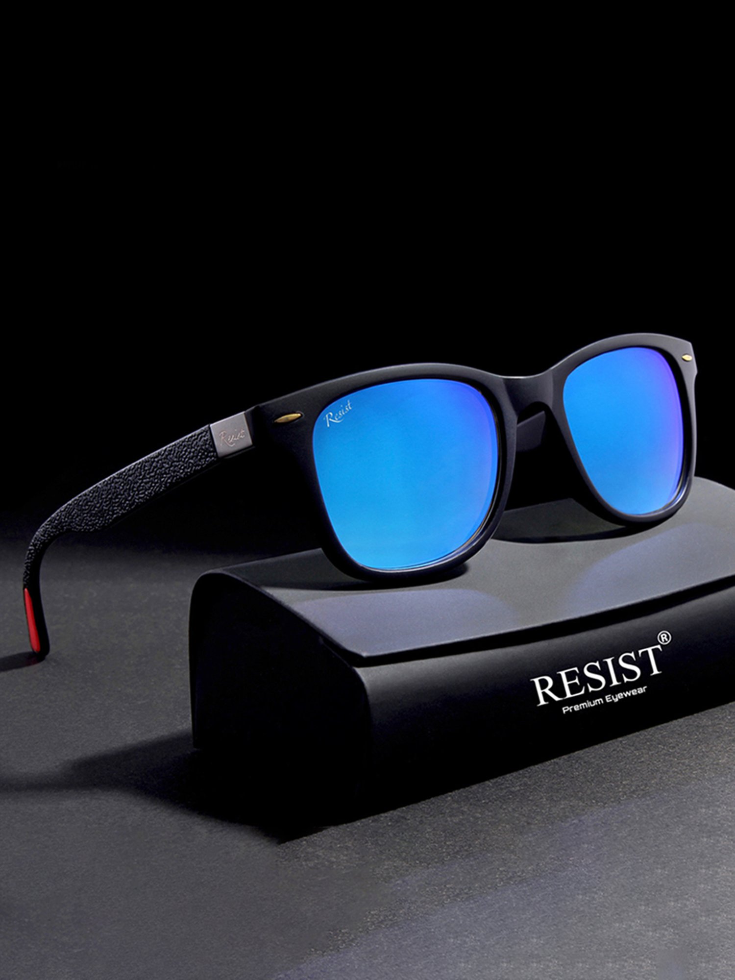 Resist Eyewear Aqua Blue Wayfarer UV Protection Unisex Sunglasses