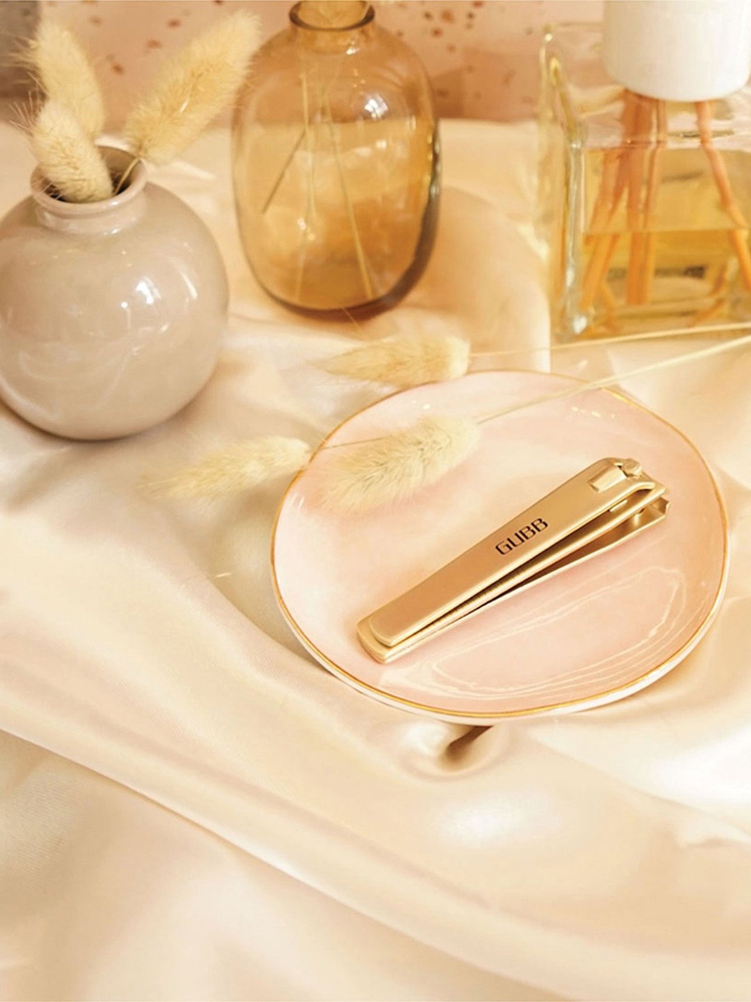 GUBB Nail Clipper for Men & Women - Carbon Steel Gold Nail Cutter