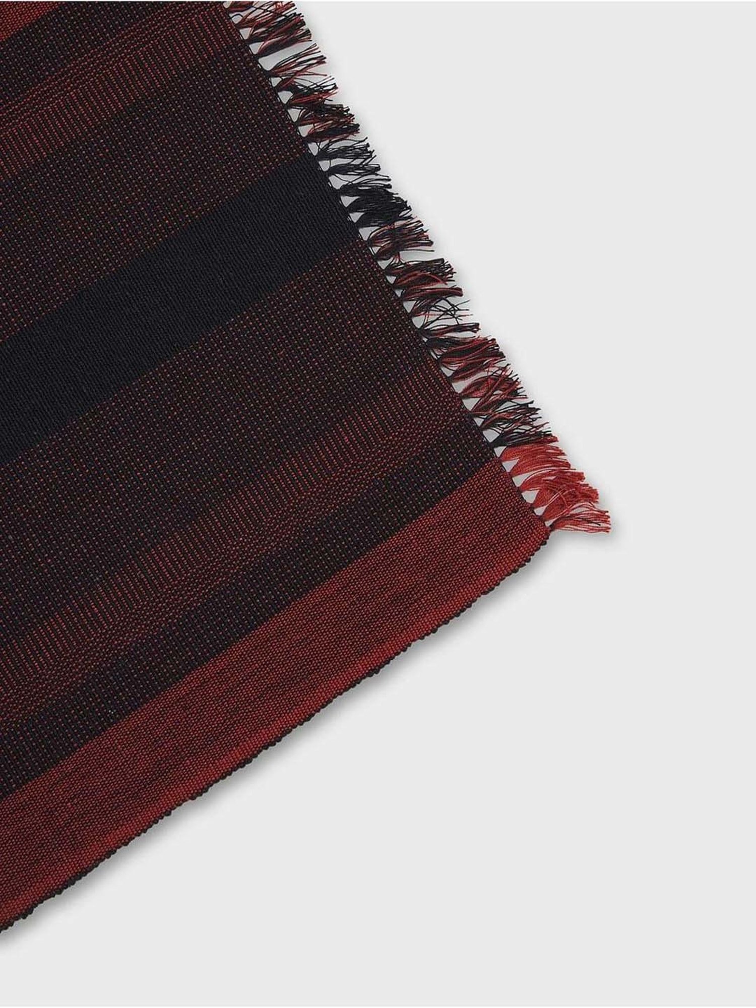 Table Runner with 4ct Placemats - Bullseye's Playground™