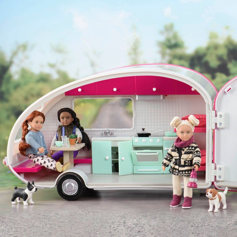 Lori - Camper Playset for 6" Mini Dolls - Roller Glamper