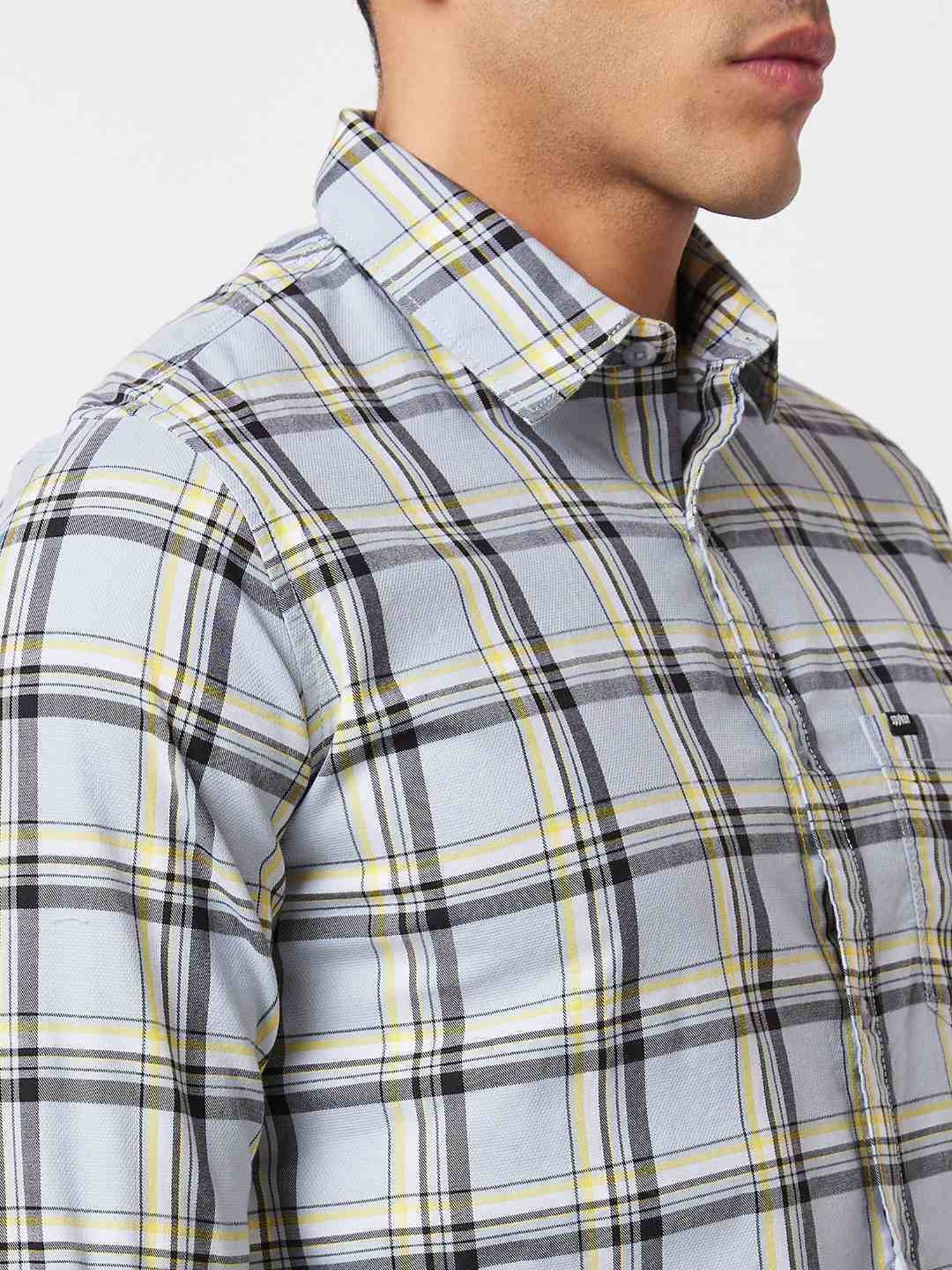 Spykar Grey Cotton Slim Fit Checks Shirt