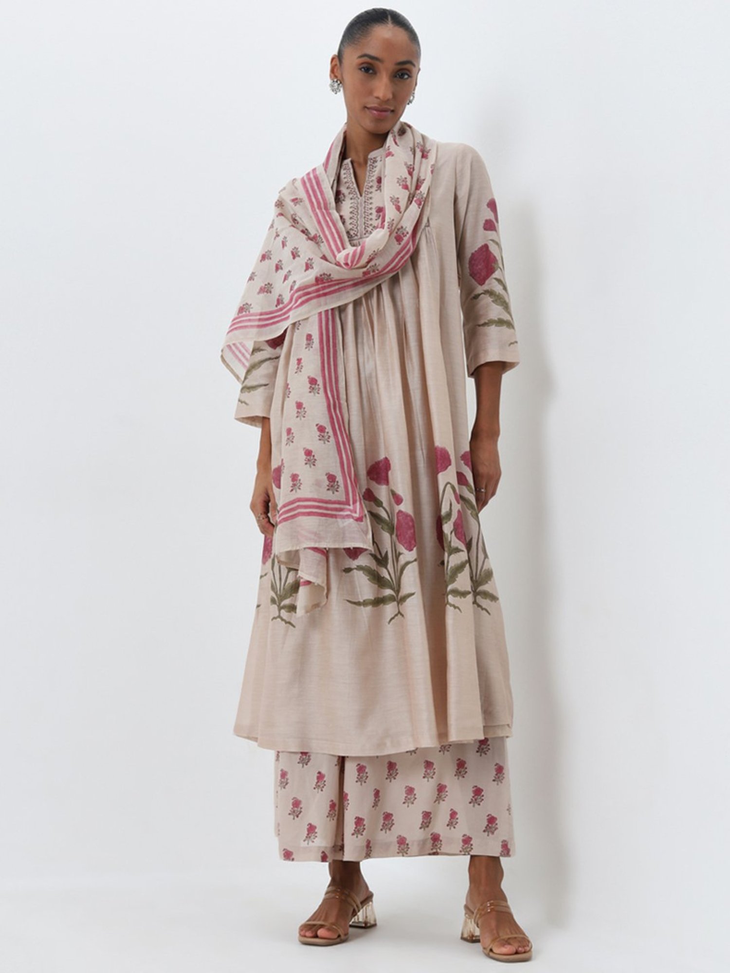 Zuba by Westside Beige Floral Printed Silk-Blend Stole