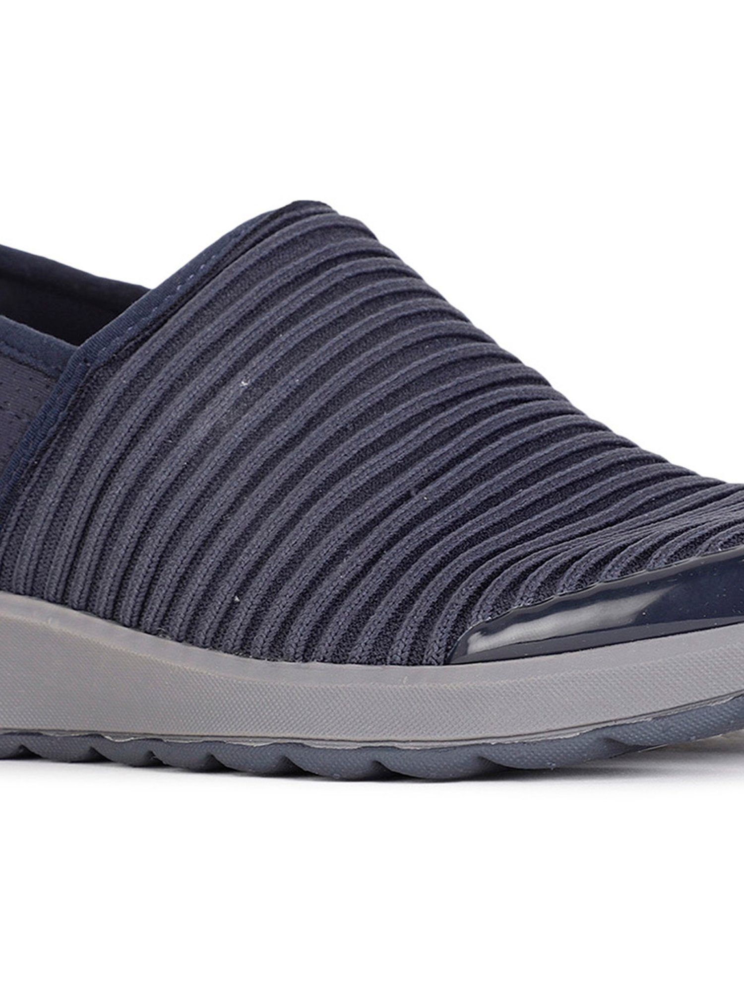 Bzees by Naturalizer Women's Navy Walking Shoes