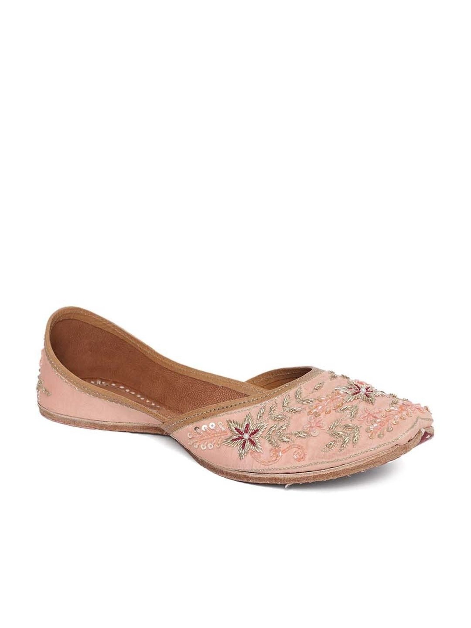 Glam Story Women's Peach Ethnic Juttis