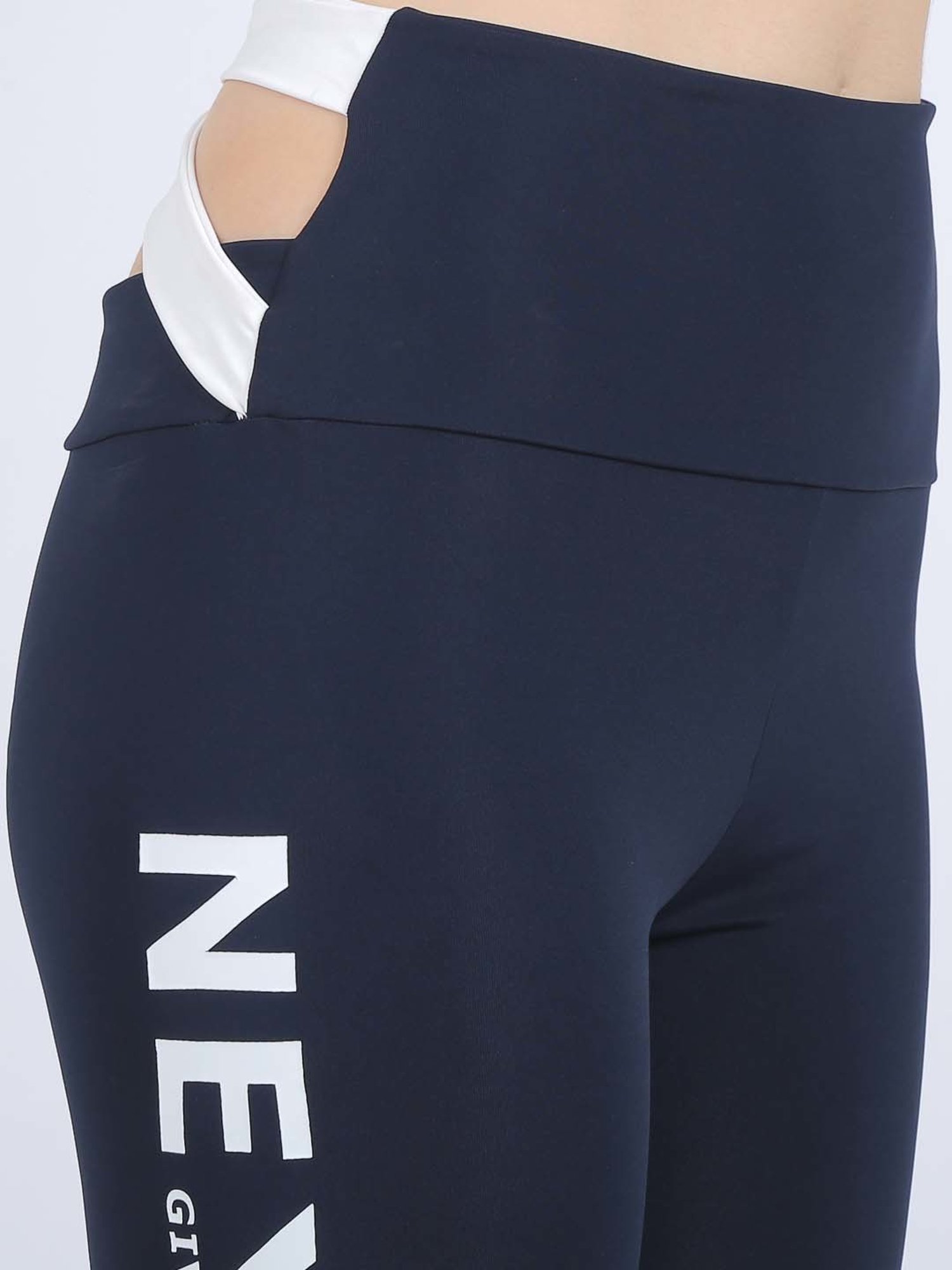 N-Gal Navy & White Printed Sports Bra With Tights Set