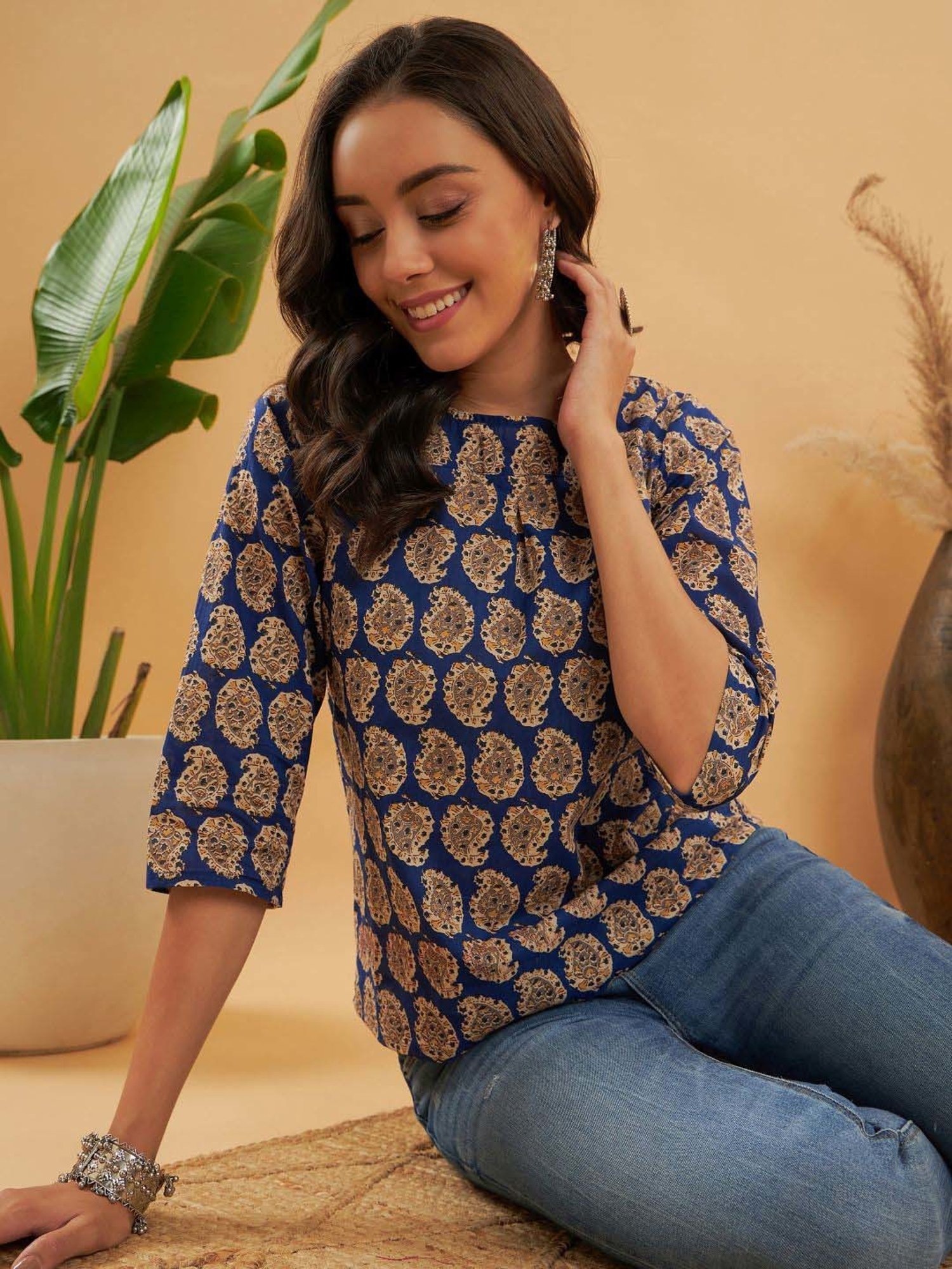 Inweave Blue & Beige Printed Top